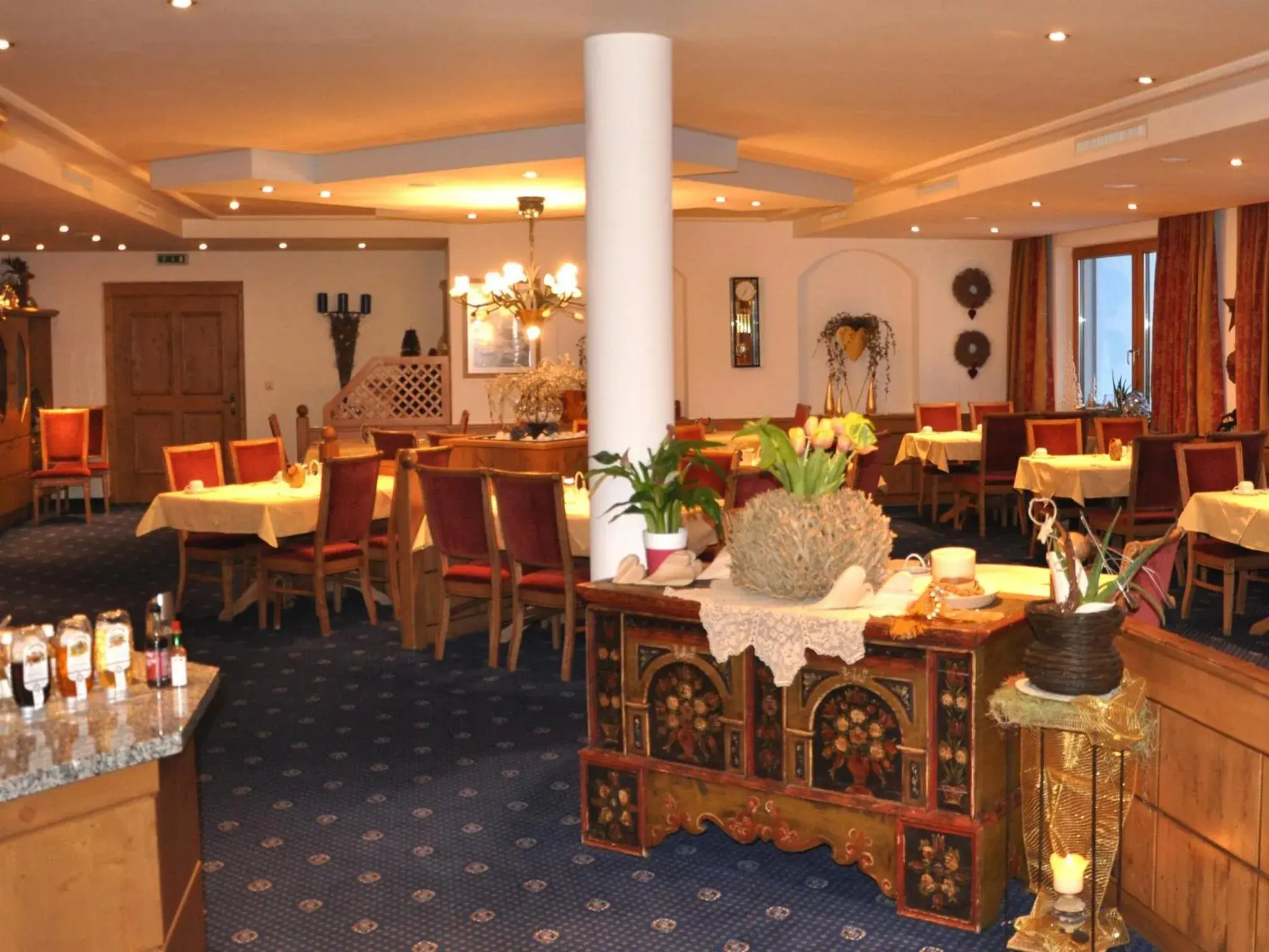 Food and drinks, Restaurant/Places to Eat in Hotel Garni Angela