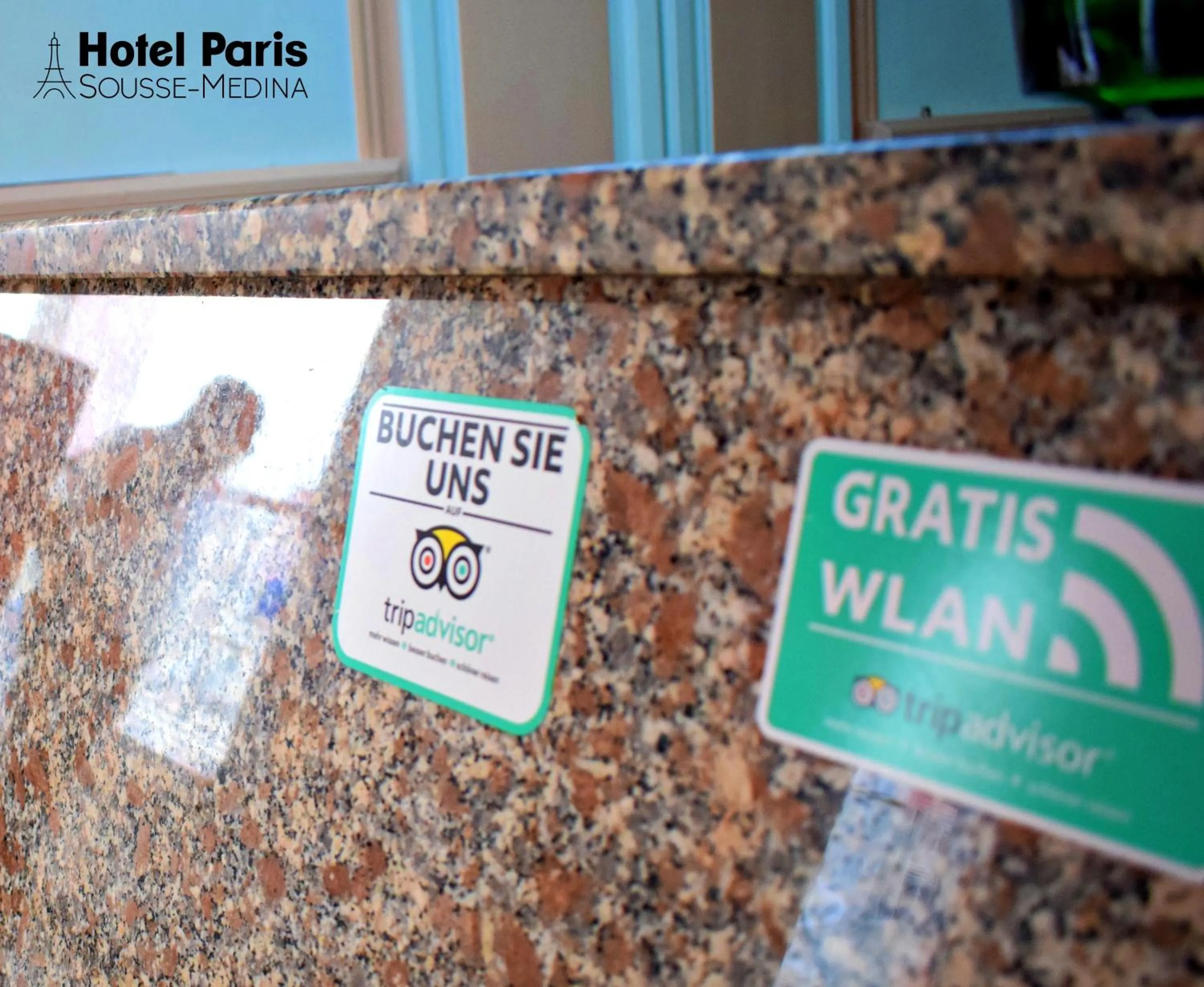 Logo/Certificate/Sign in Hotel Paris