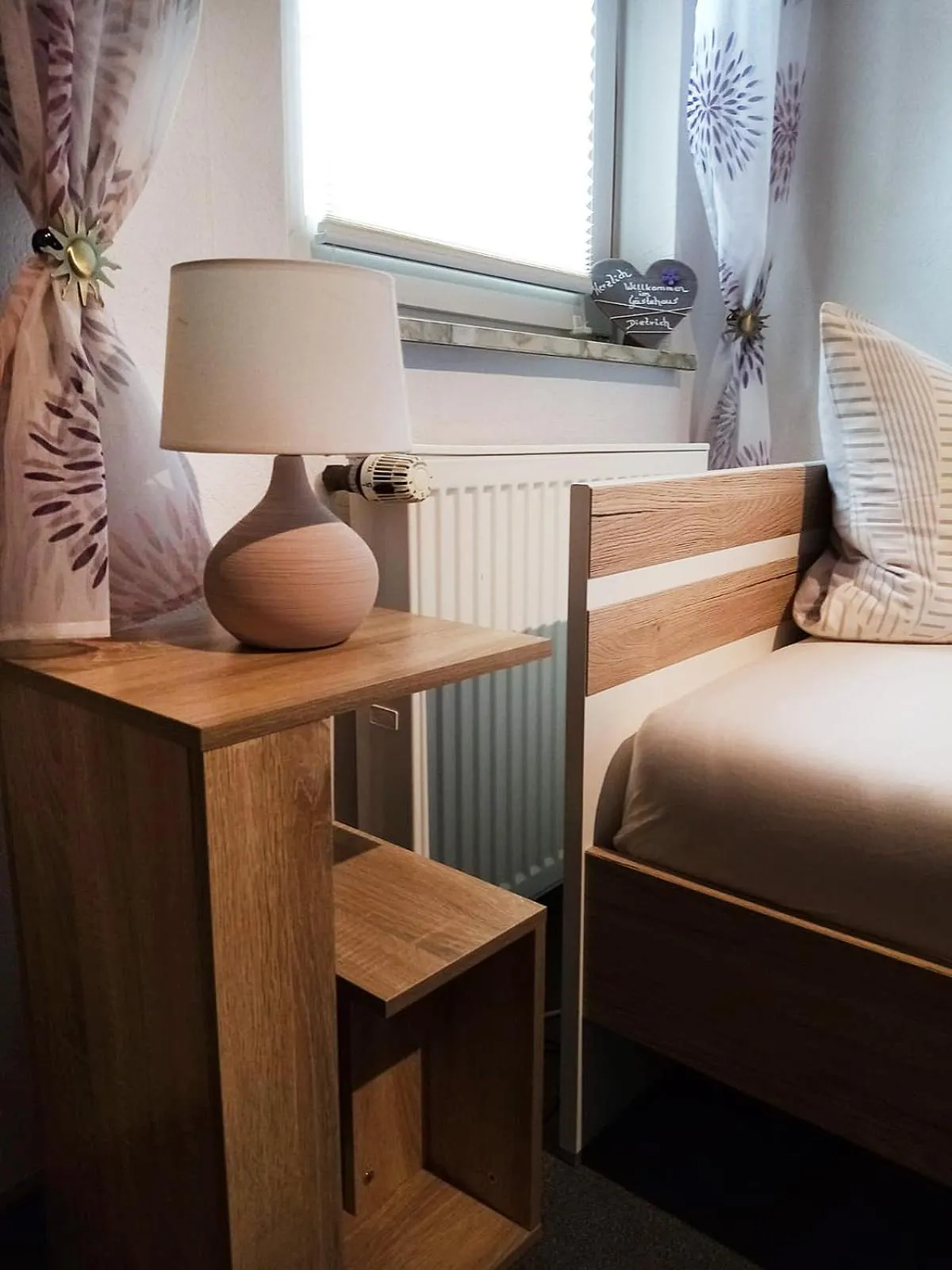 Bed in Gästehaus Dietrich