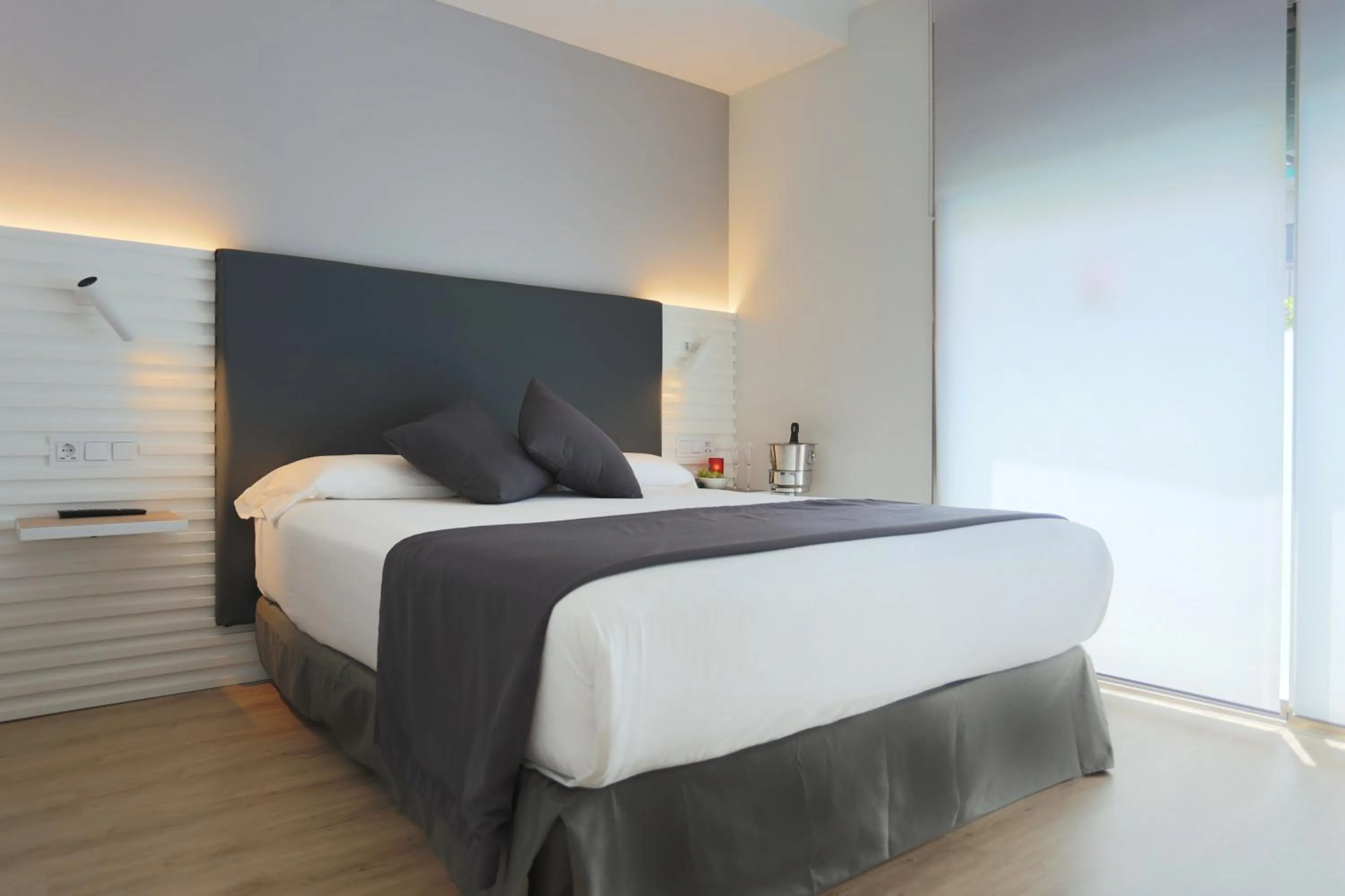 Bedroom, Bed in Hotel Sitges