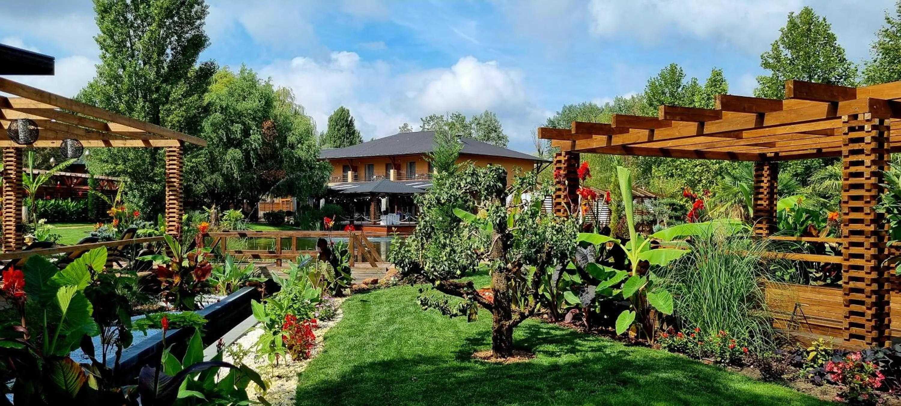 Garden in Session Hotel Ráckeve