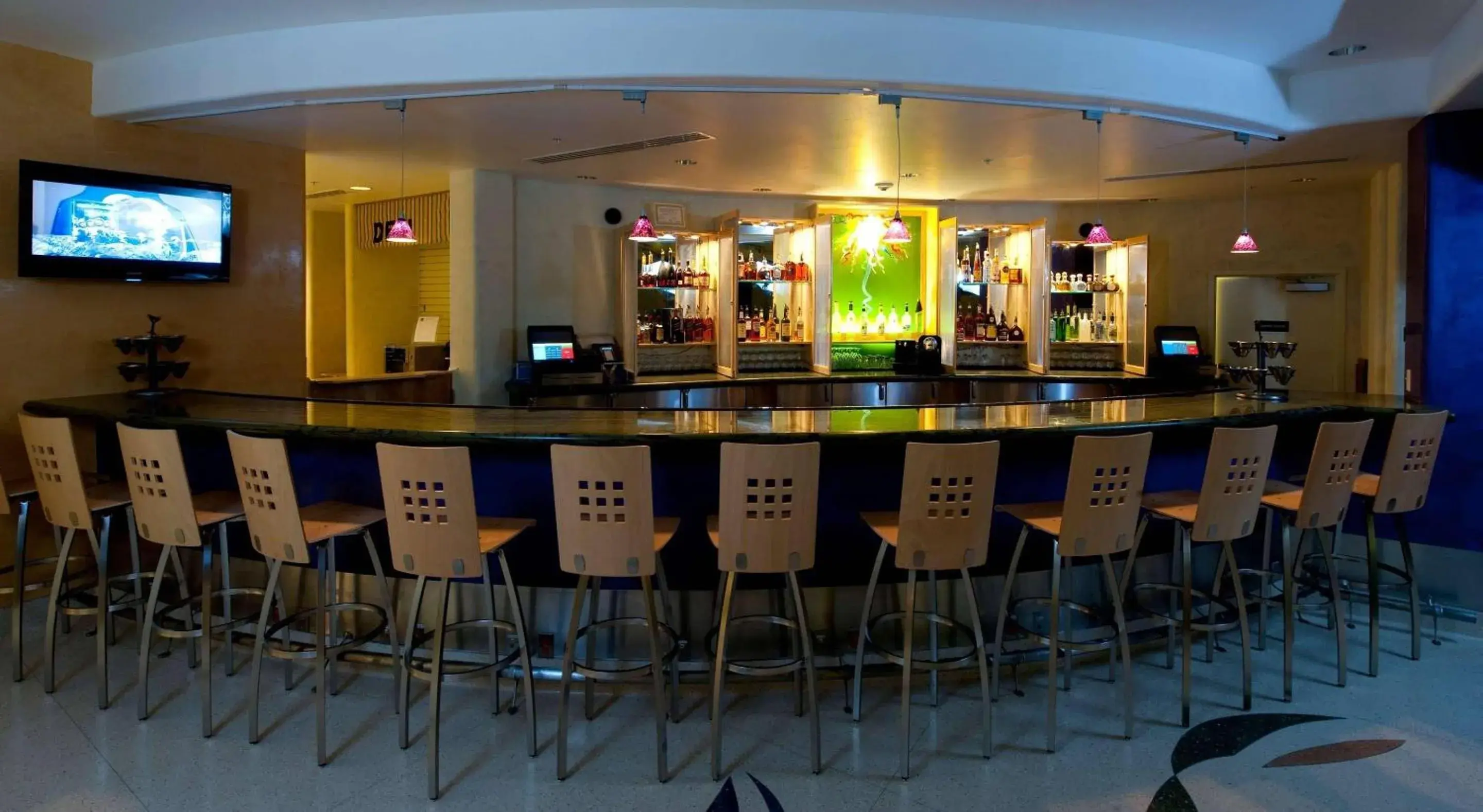 Lounge or bar in Radisson Hotel Yuma Lounge or bar in Radisson Hotel Yuma