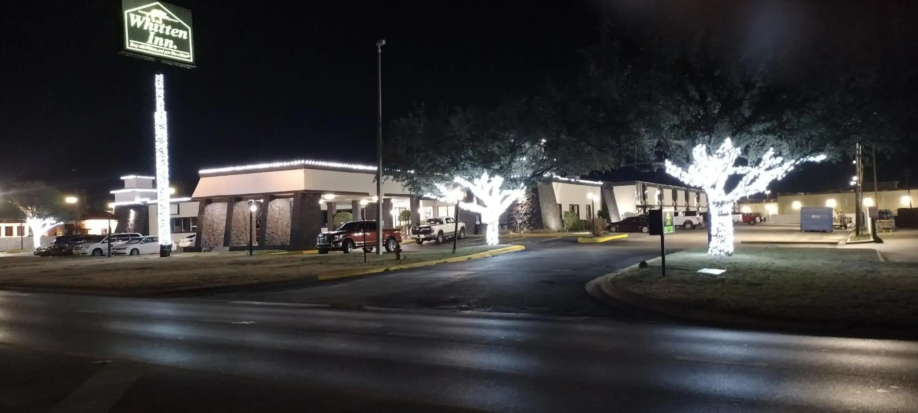 Property building in Abilene Whitten Inn Property building in Abilene Whitten Inn