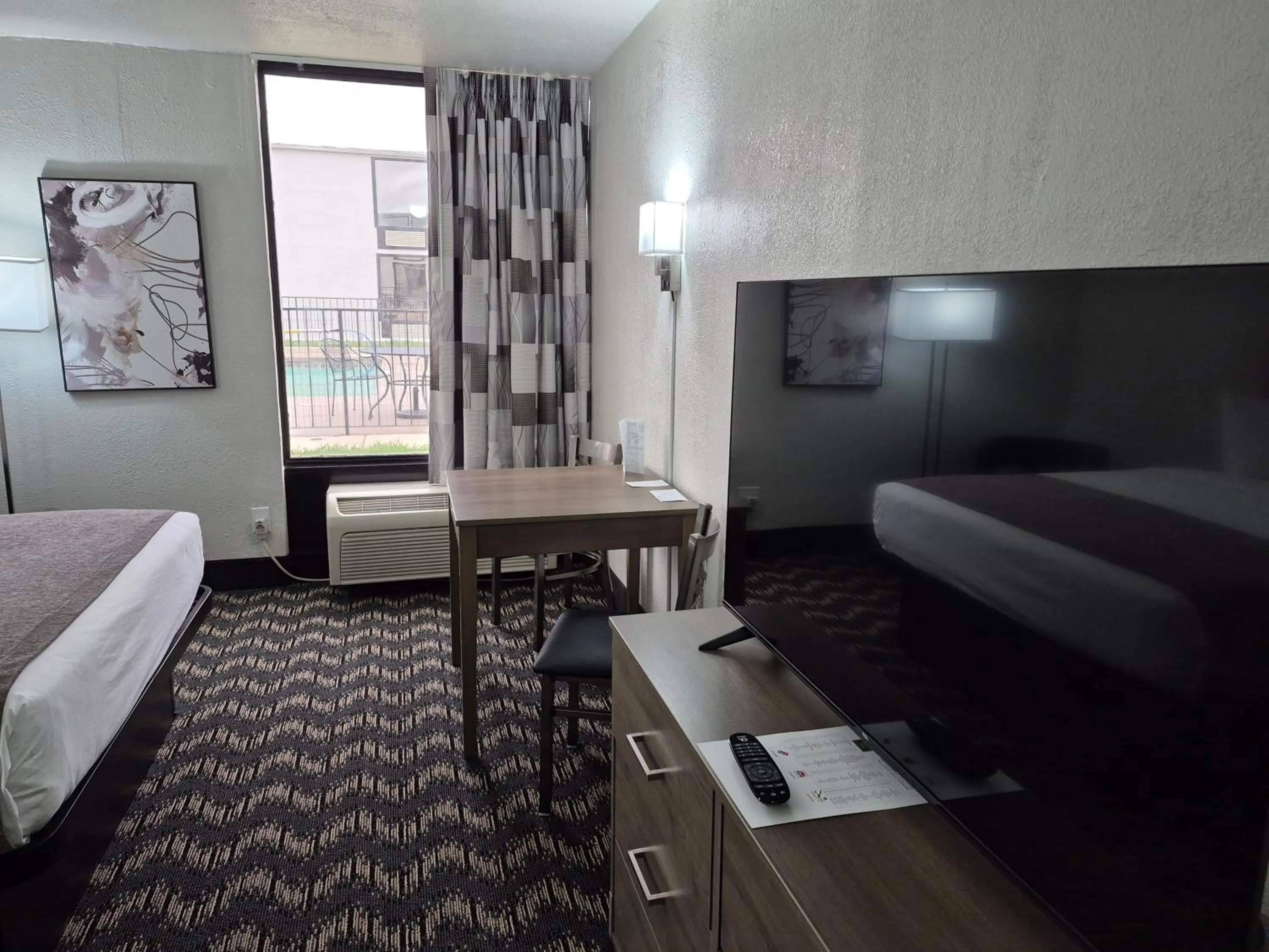 Bedroom, Bed in Abilene Whitten Inn