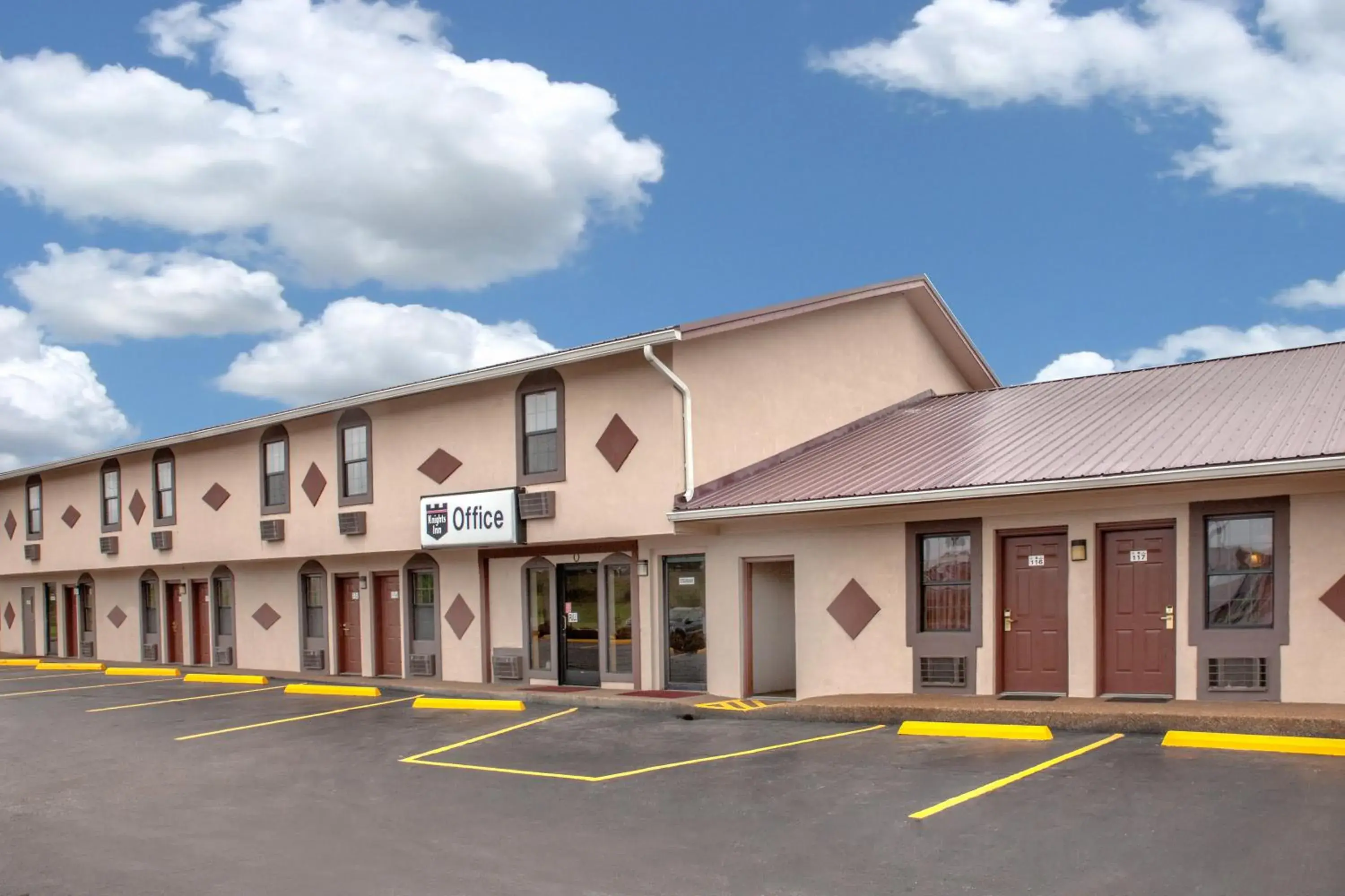 Facade/entrance in Knights Inn Wildersville Facade/entrance in Knights Inn Wildersville