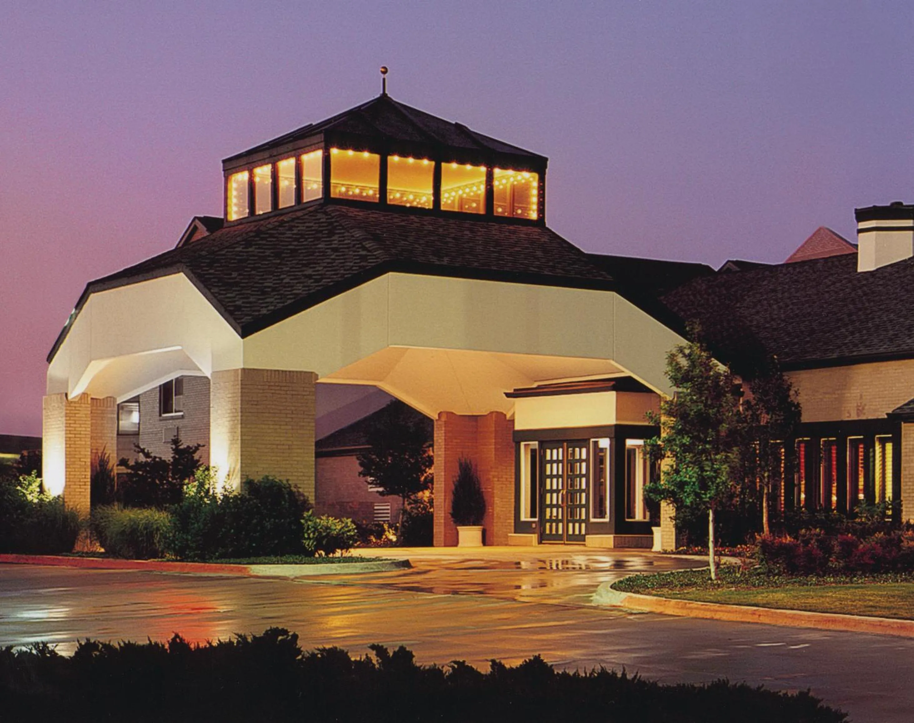 Facade/entrance in Endeavor Inn & Suites, Trademark Collection by Wyndham