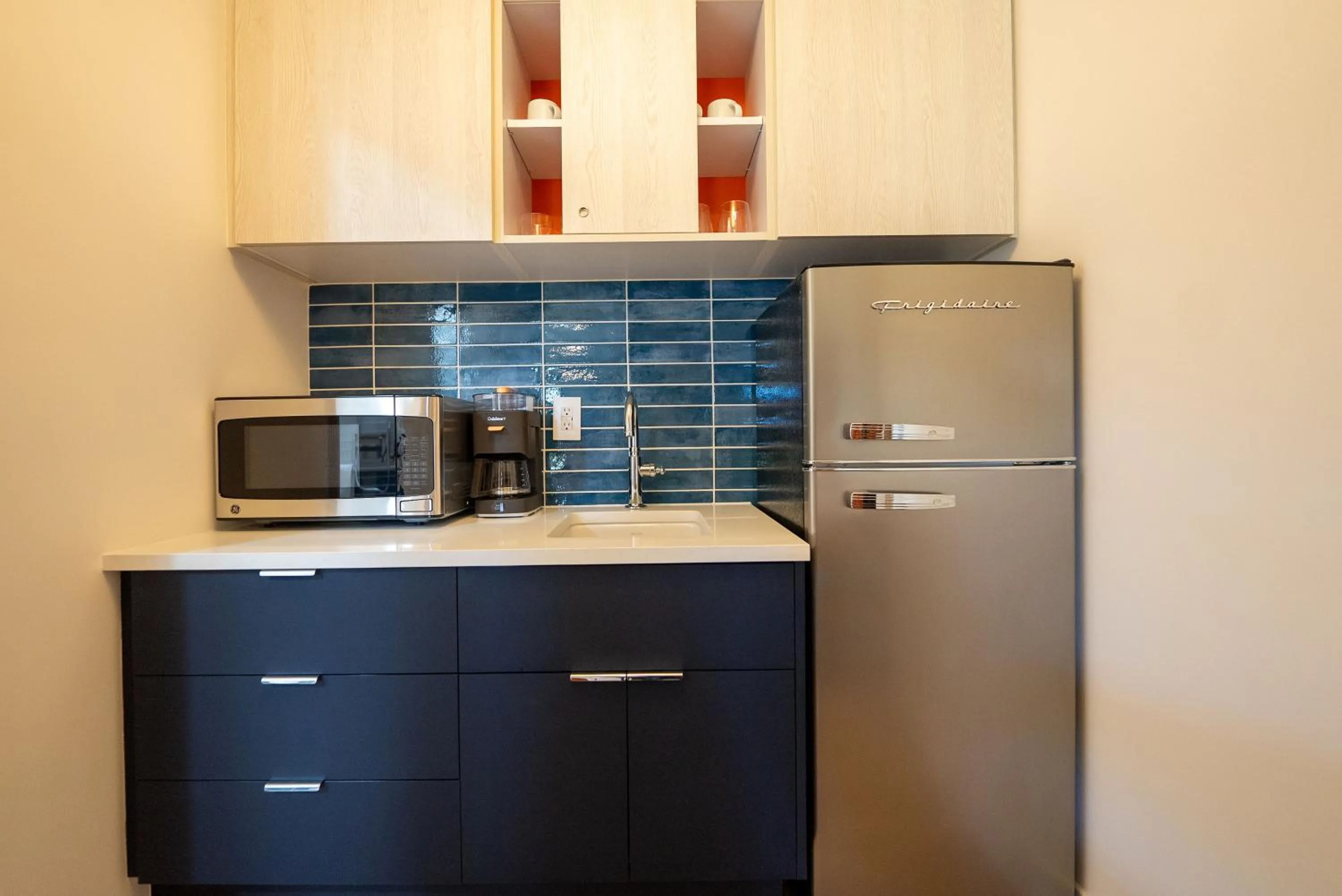 Kitchen or kitchenette in Sunshine Suites Resort