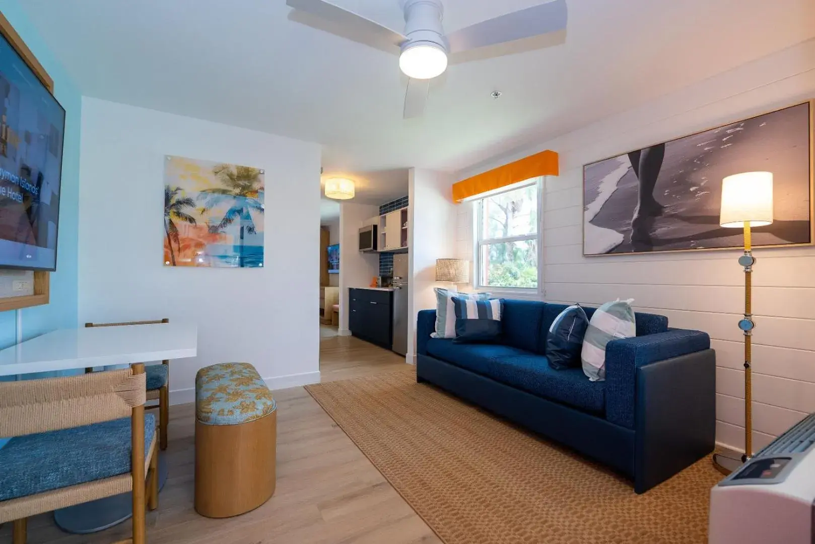 Living room in The Sunshine Hotel and Suites Living room in The Sunshine Hotel and Suites