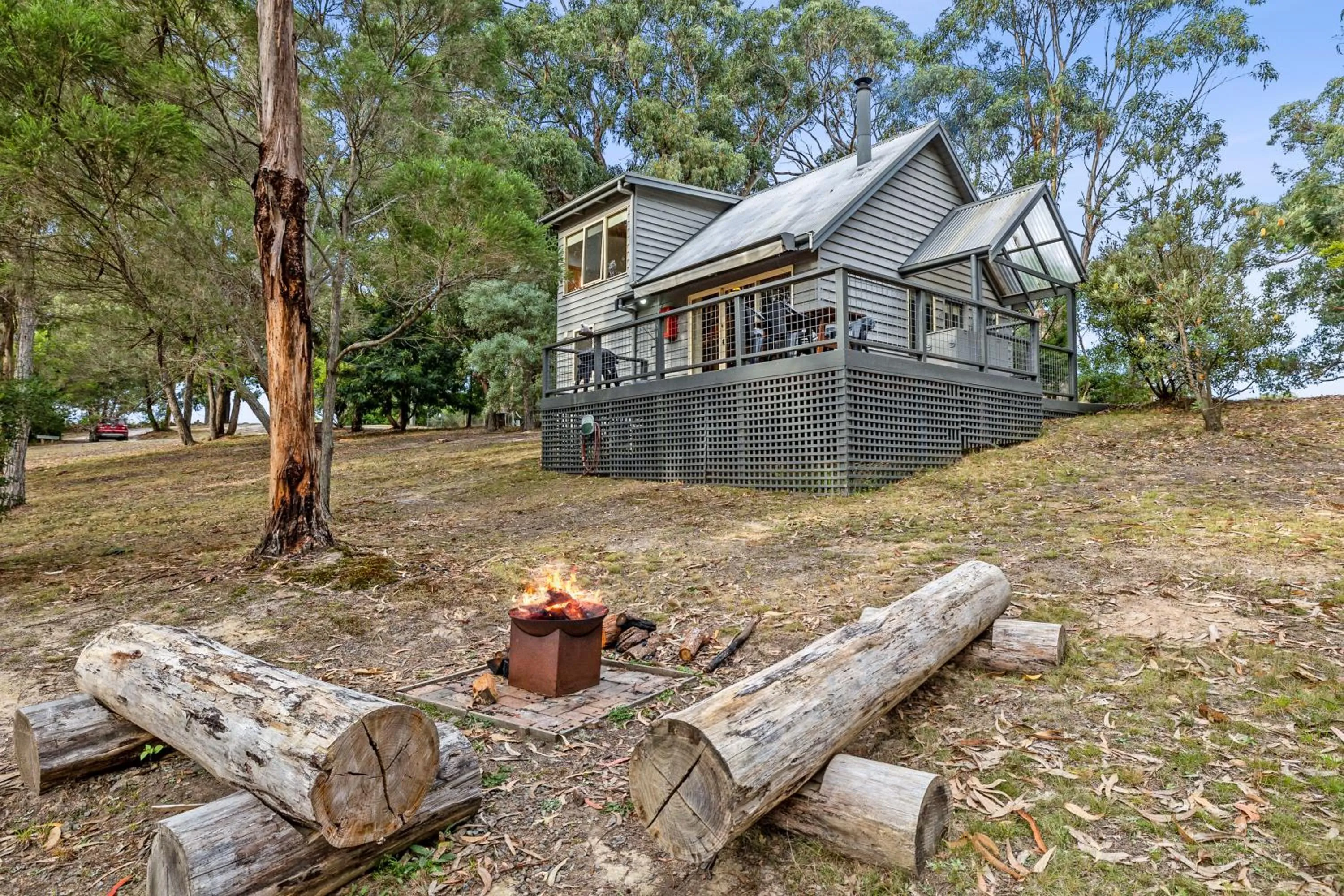 Lorne Bush House Cottages & Eco Retreats