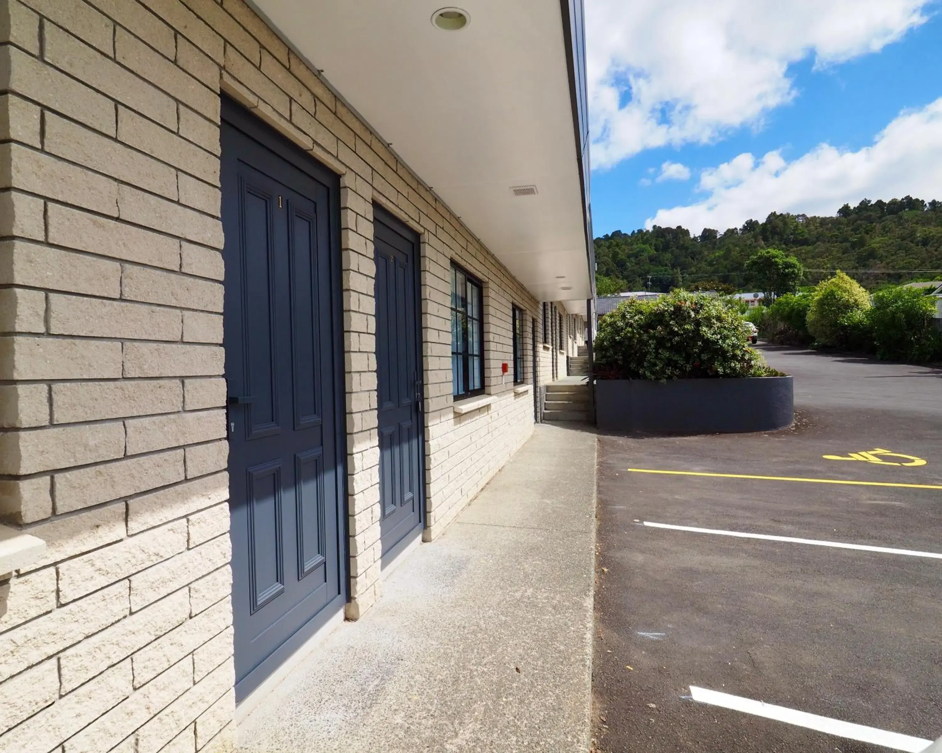 Balcony/Terrace in BK's Pohutukawa Lodge Balcony/Terrace in BK's Pohutukawa Lodge