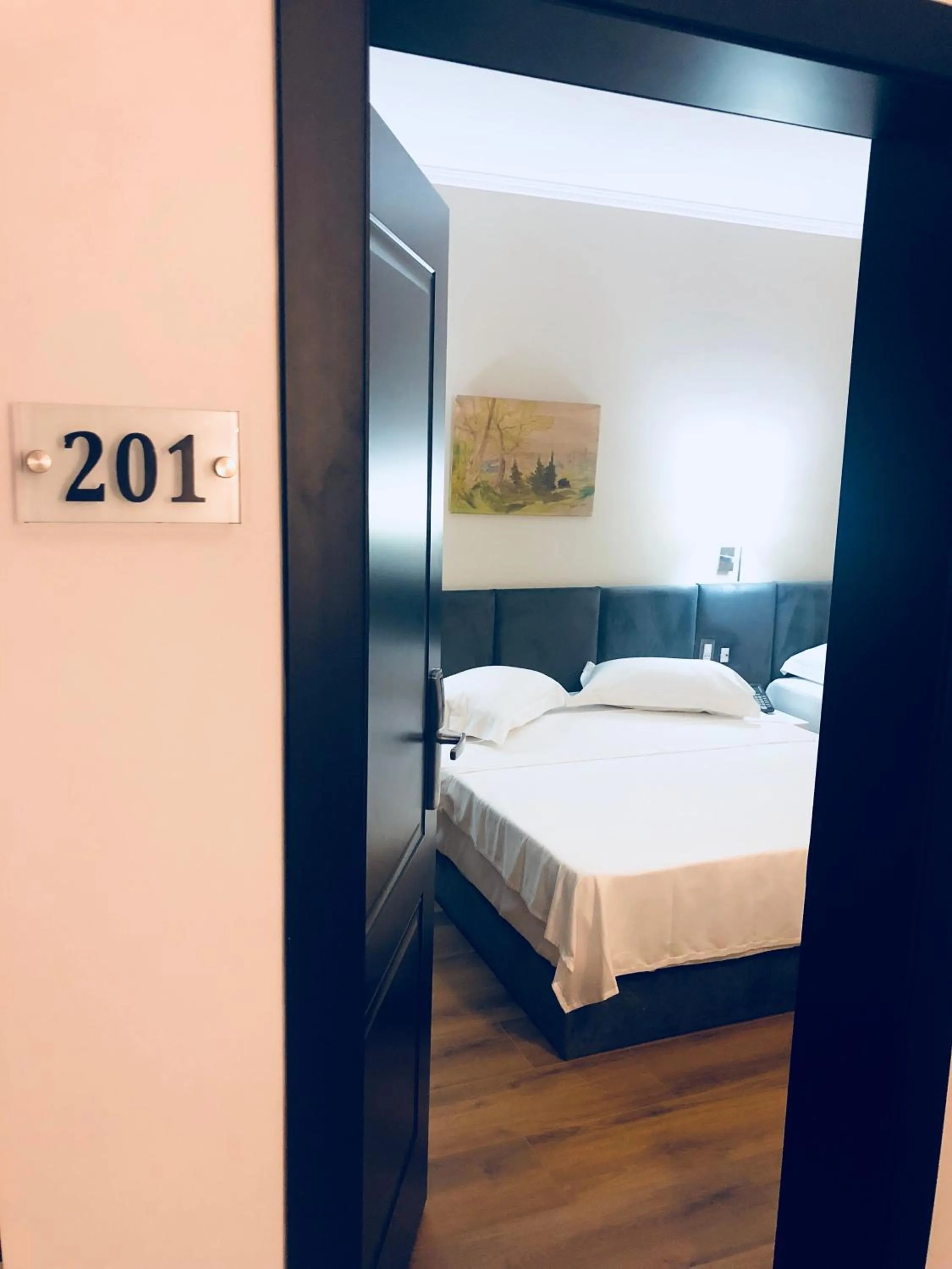 Bedroom, Bed in Ruby Palace