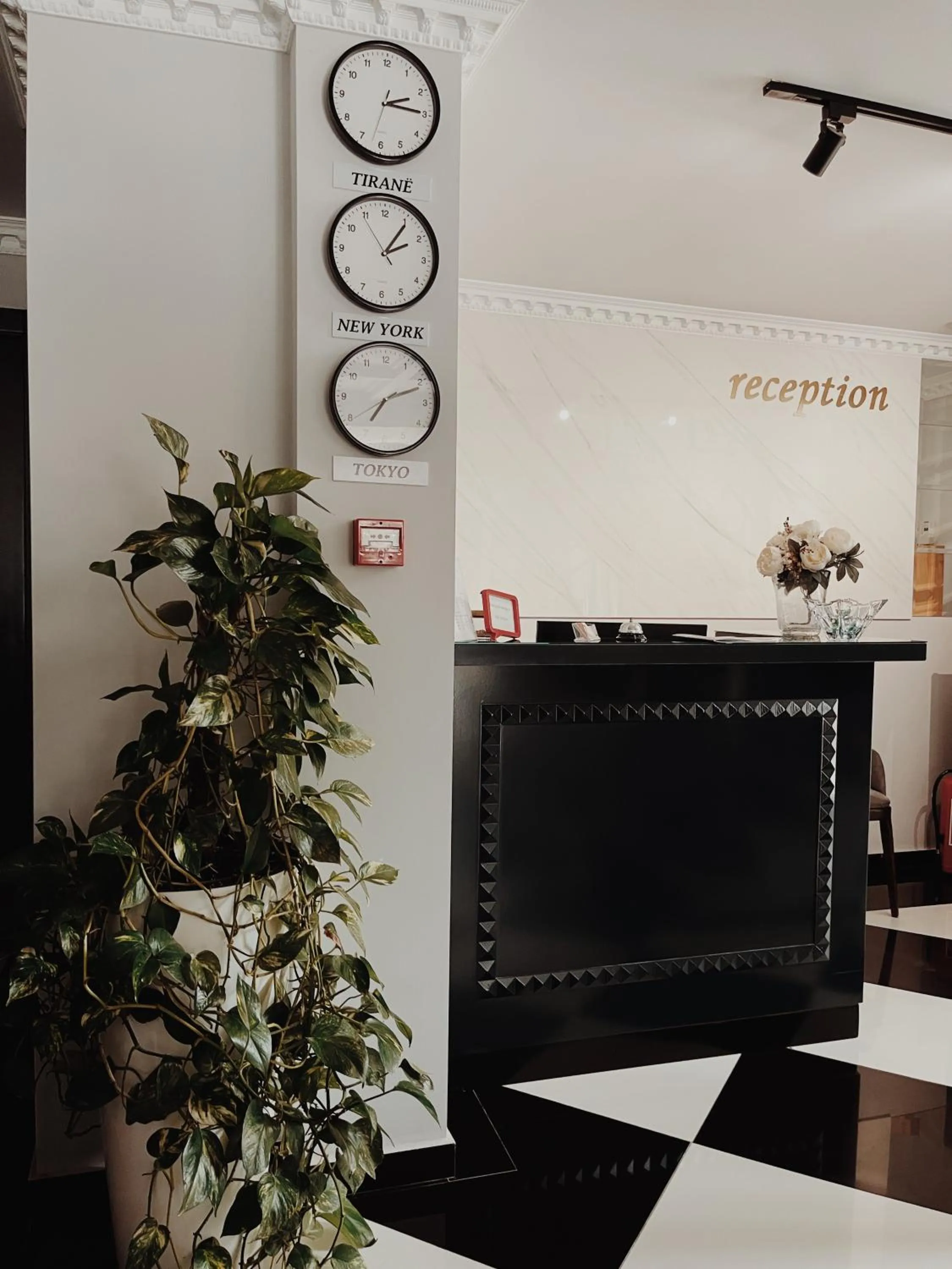 Communal lounge/ TV room in Ruby Palace