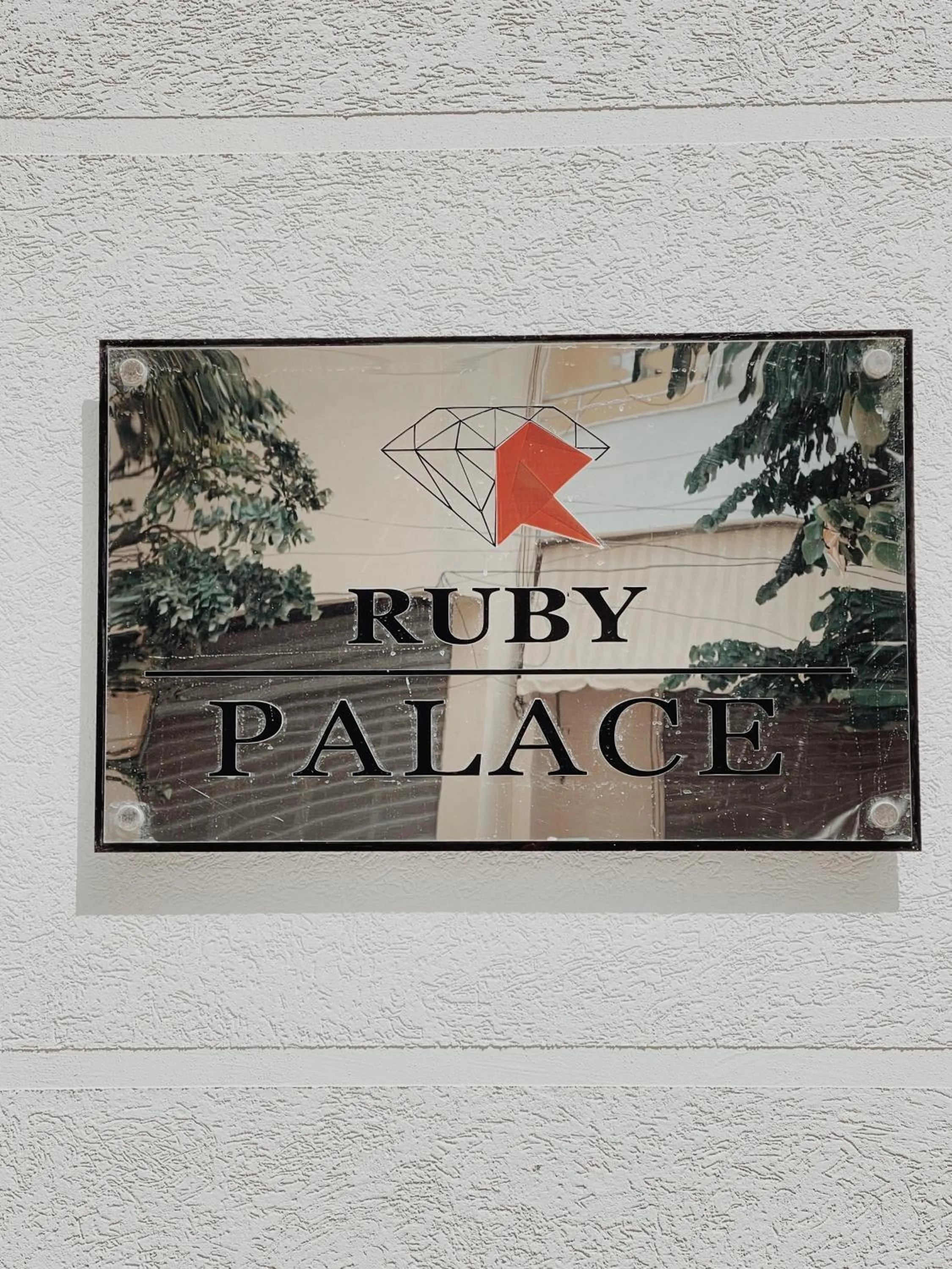 Text overlay in Ruby Palace