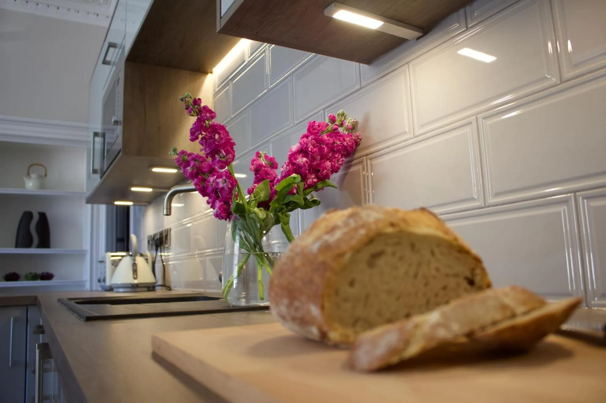 Food close-up in Kirk View Apartment