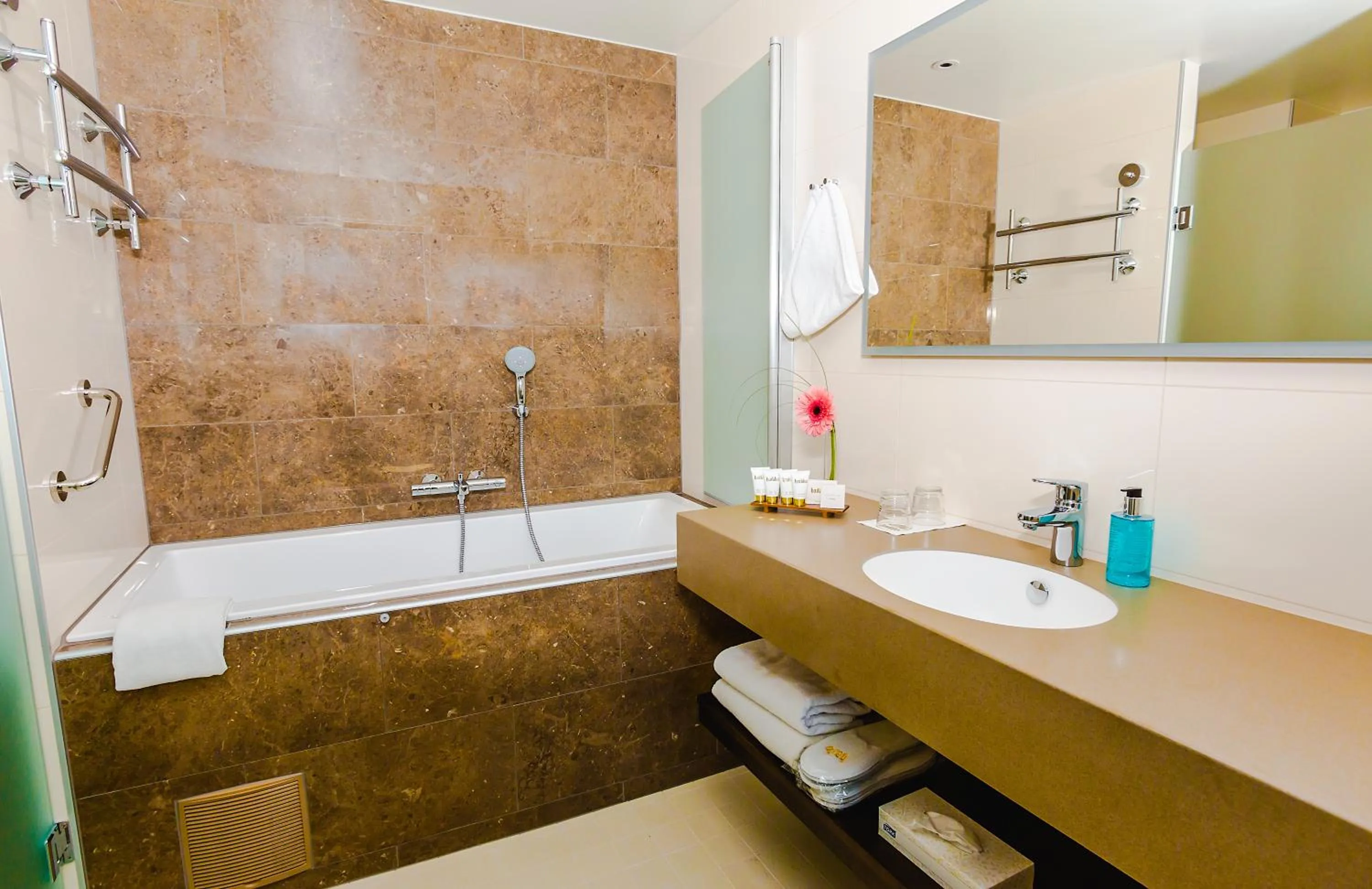 Shower in Hotel Haikko Manor & Spa