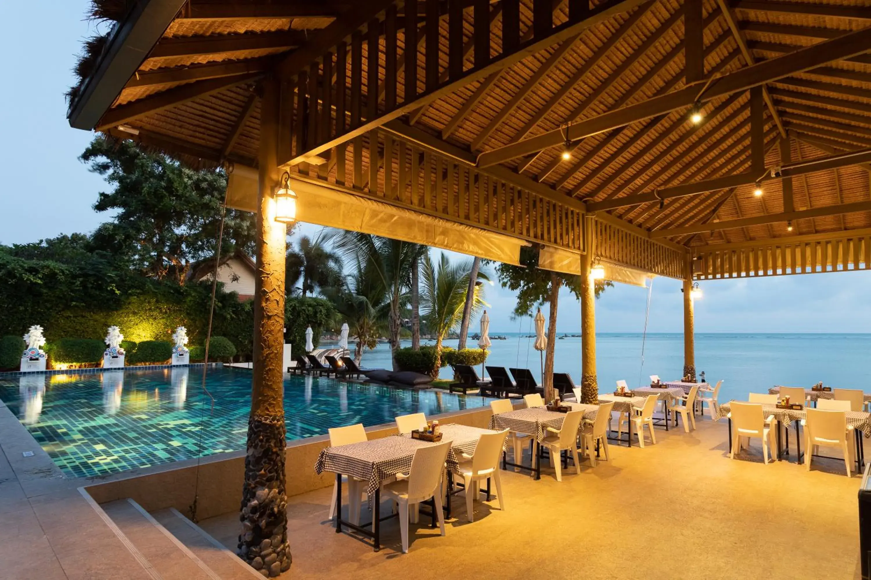 Restaurant/places to eat in Palm Coco Mantra Restaurant/places to eat in Palm Coco Mantra