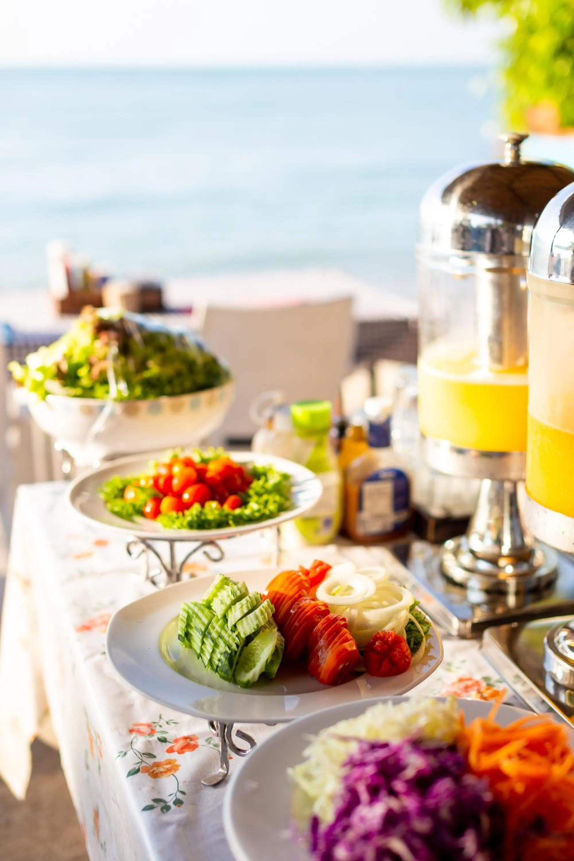 Restaurant/places to eat in Palm Coco Mantra