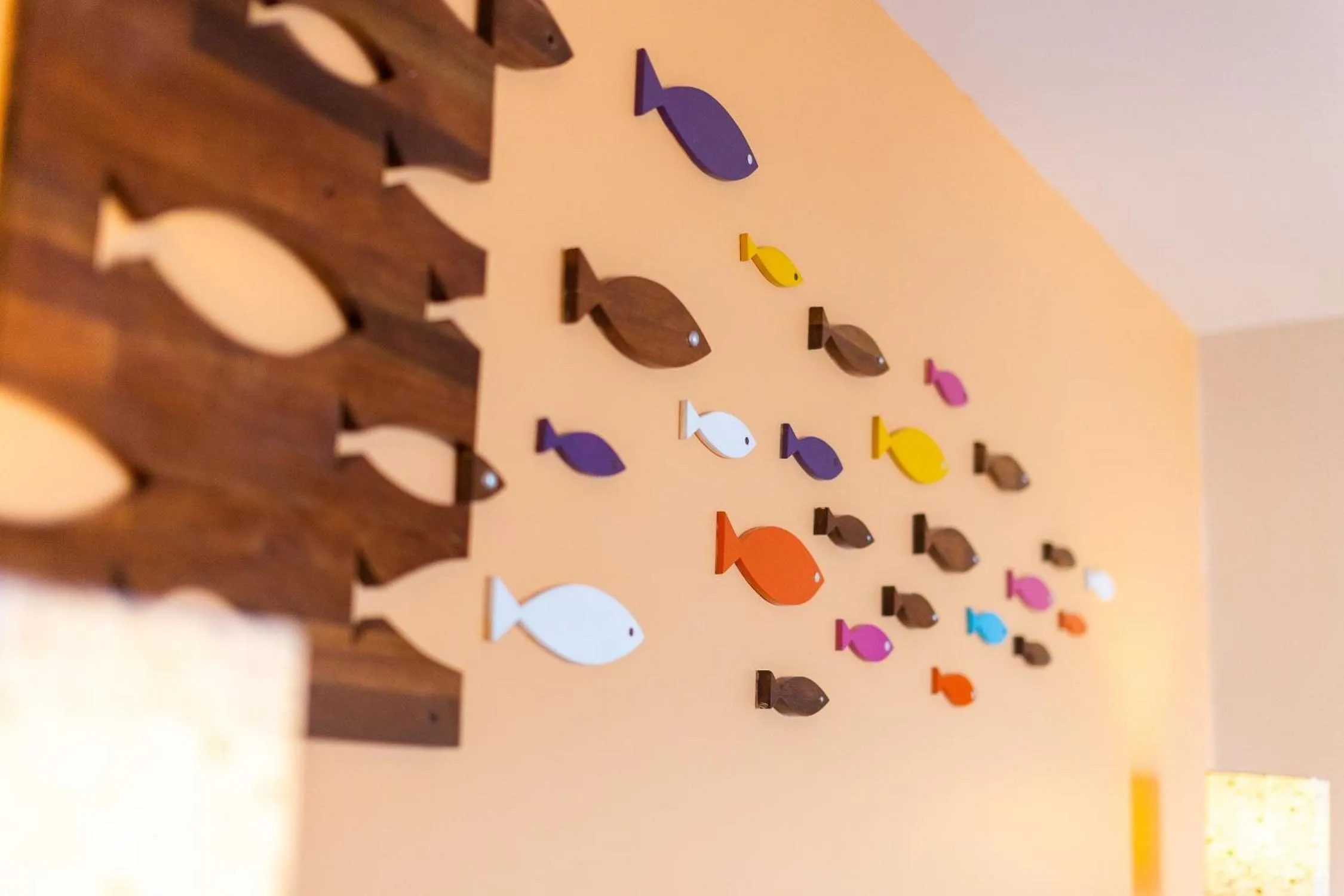 Decorative detail in Palm Coco Mantra