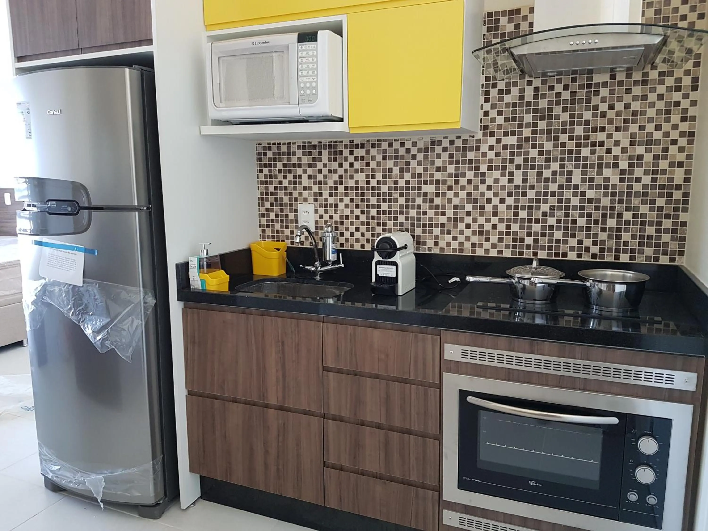 Kitchen or kitchenette in Aparthotel BSB Flats