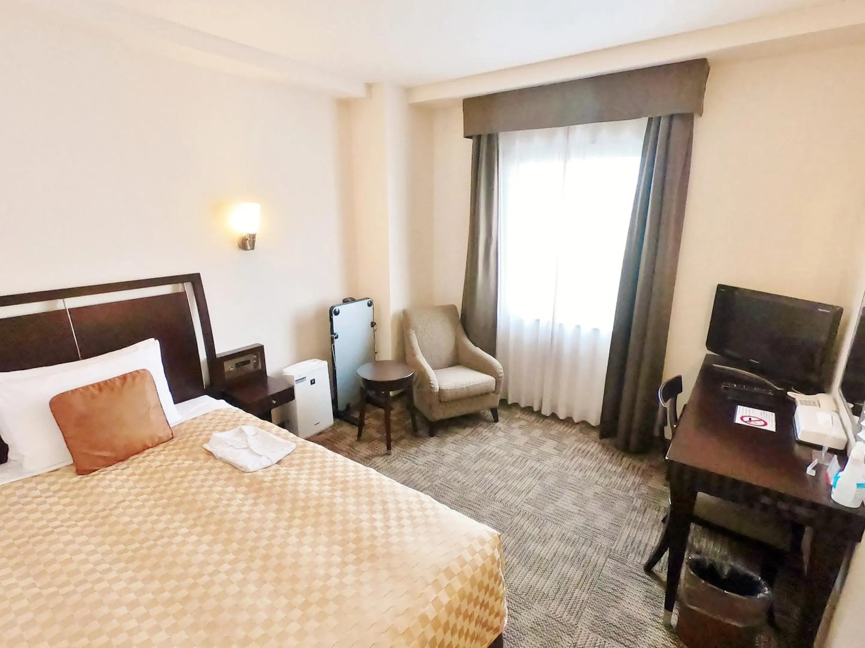 Photo of the whole room, Bed in Sol Vita Hotel Naha Photo of the whole room, Bed in Sol Vita Hotel Naha