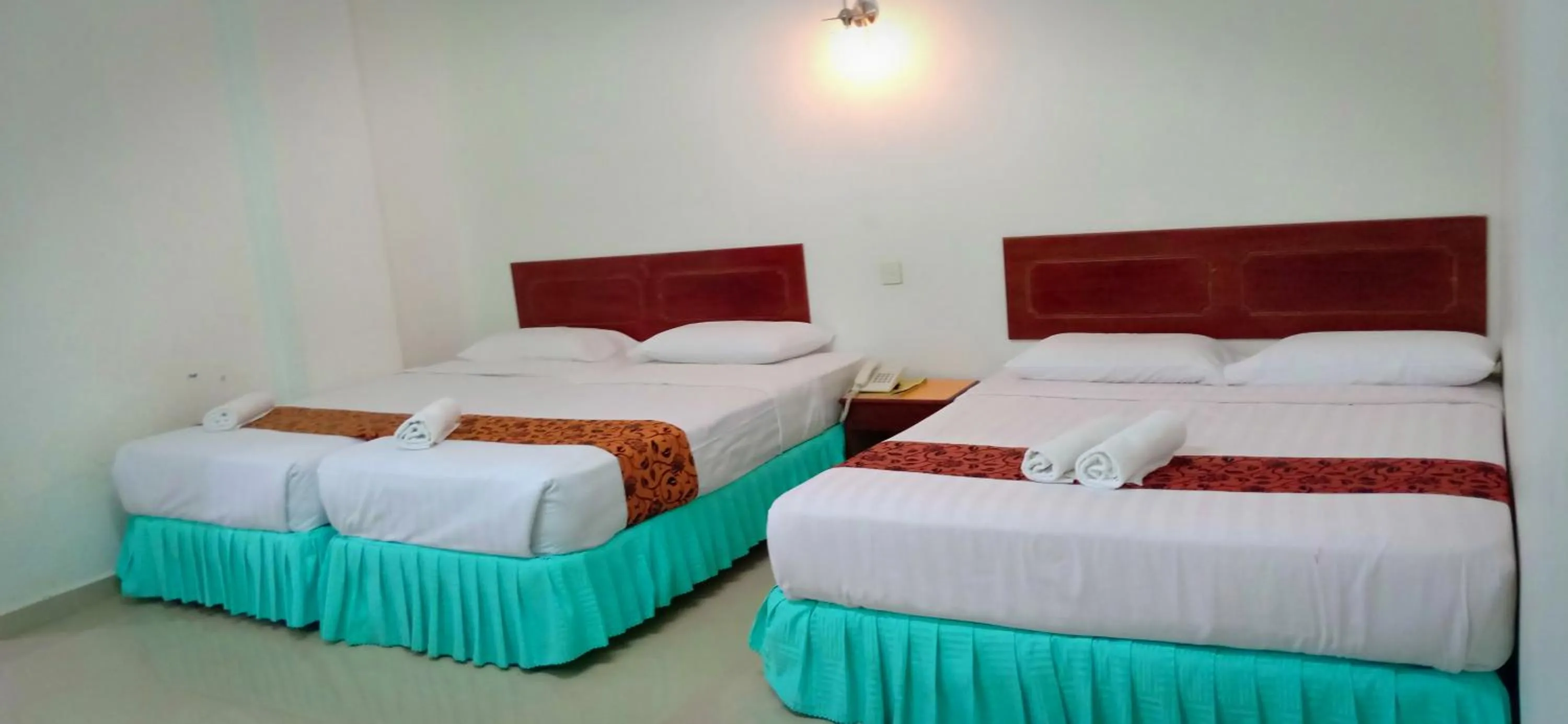 Bed in Hotel K T Mutiara