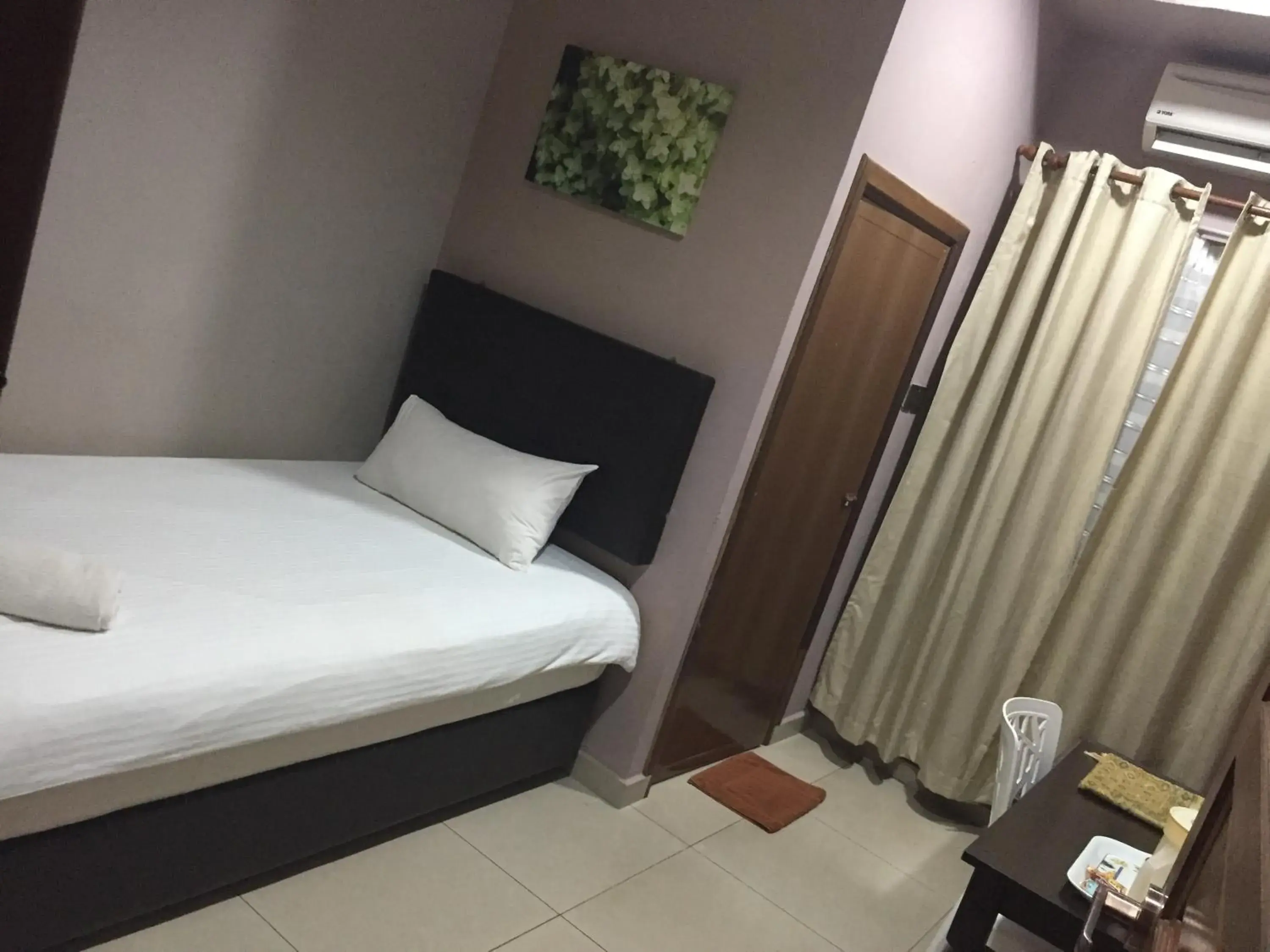 Single Room in HOTEL SHAFURA 1 Single Room in HOTEL SHAFURA 1