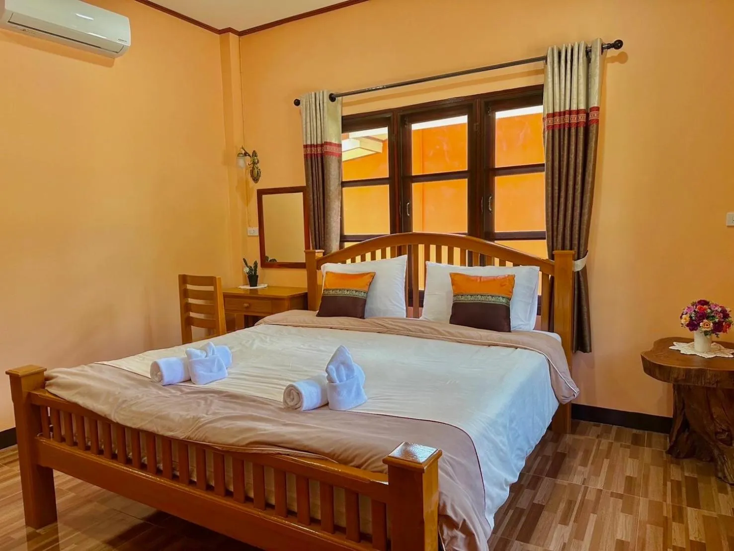 Bed in Baanphuthadol