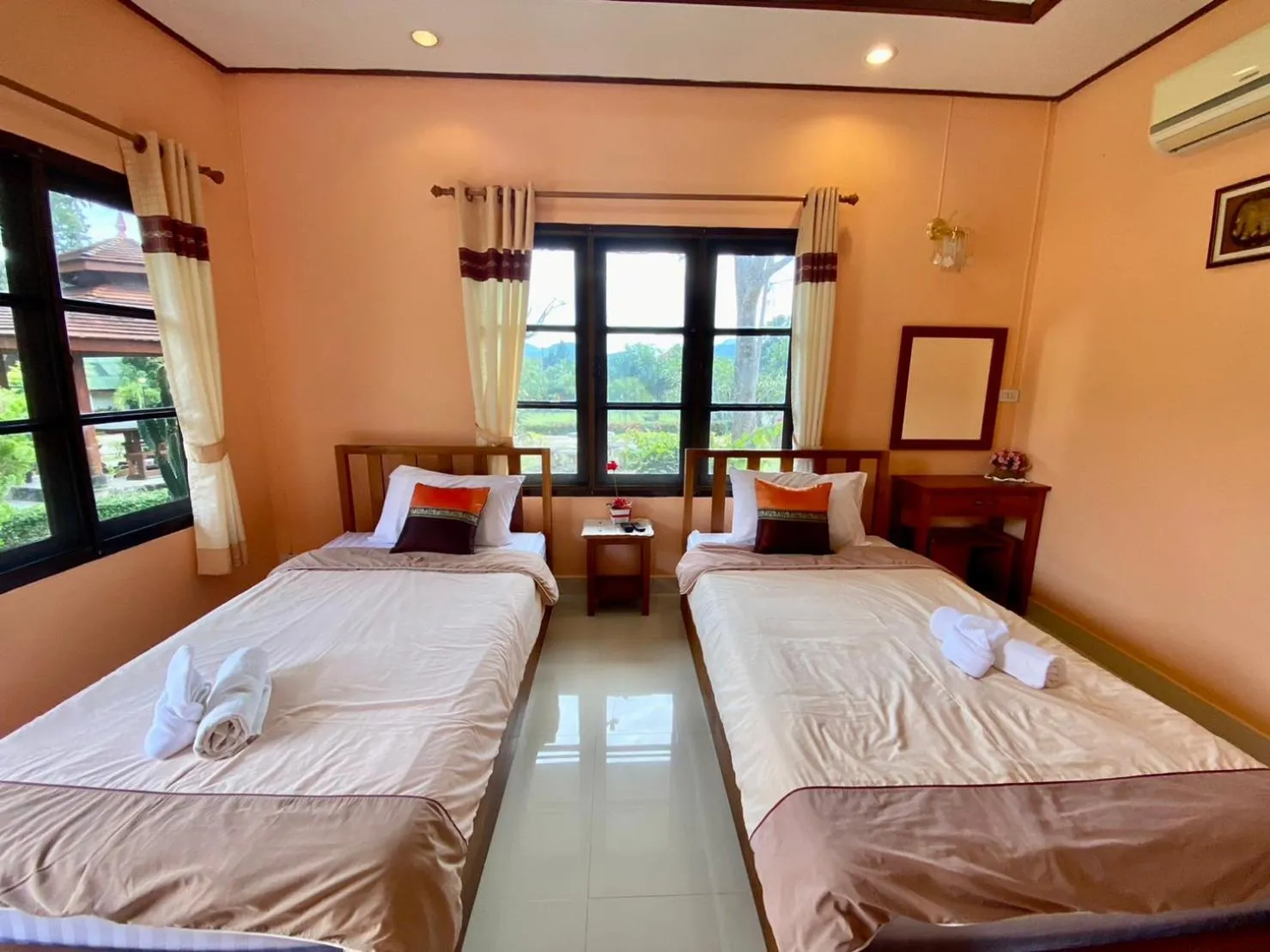 Bed in Baanphuthadol