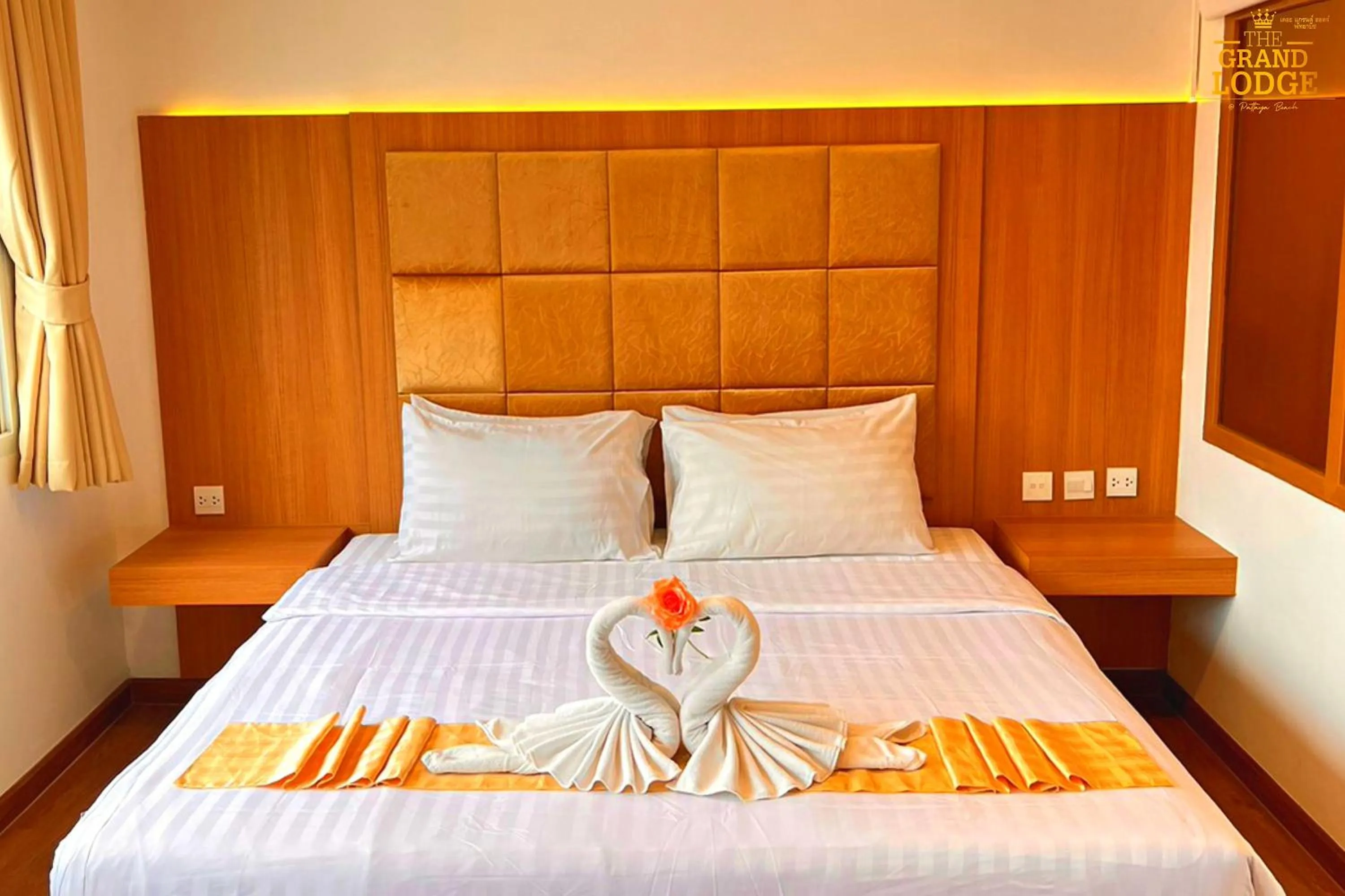Bed in The Grand Lodge Pattaya