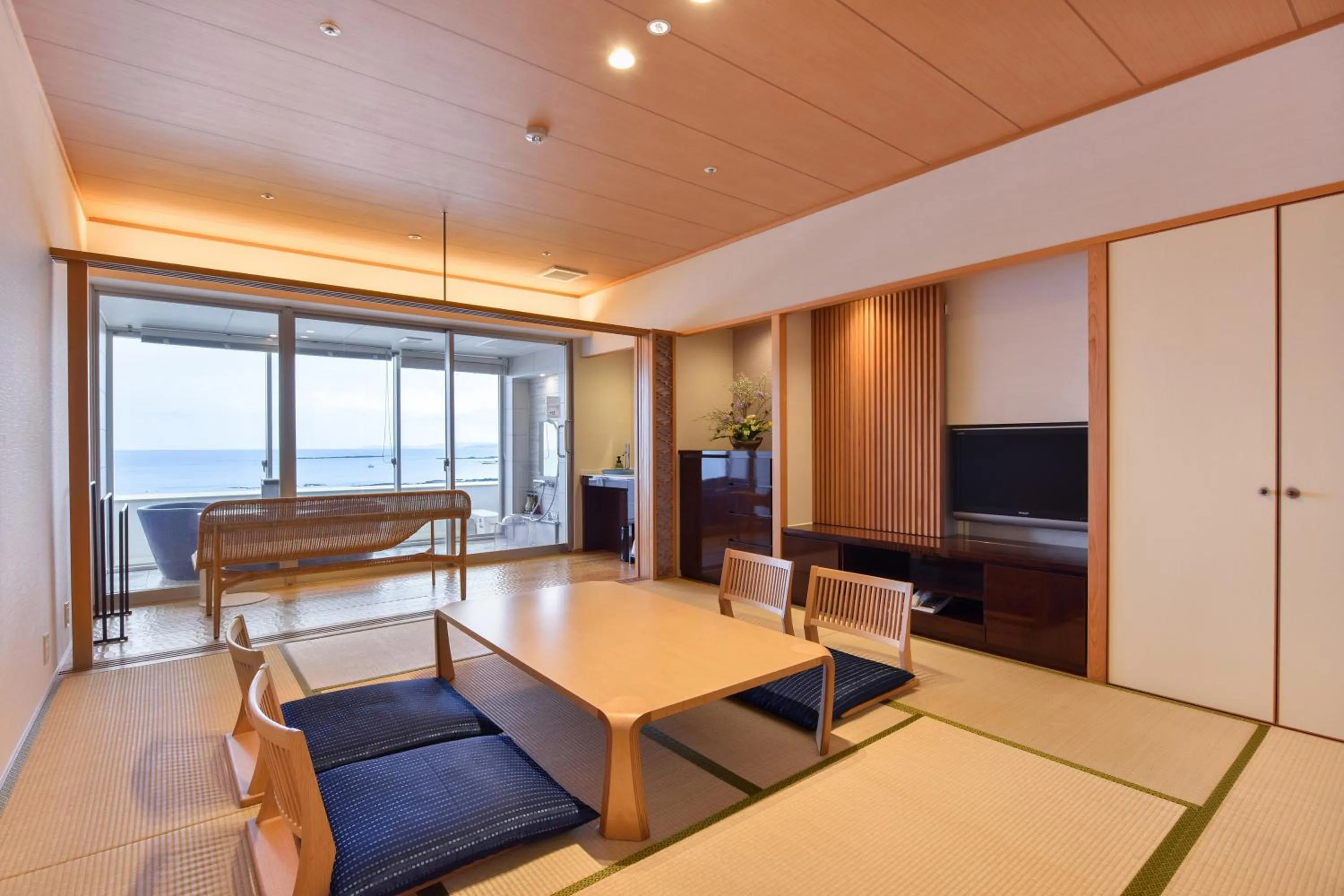 Living room in Hotel Sanrakuso