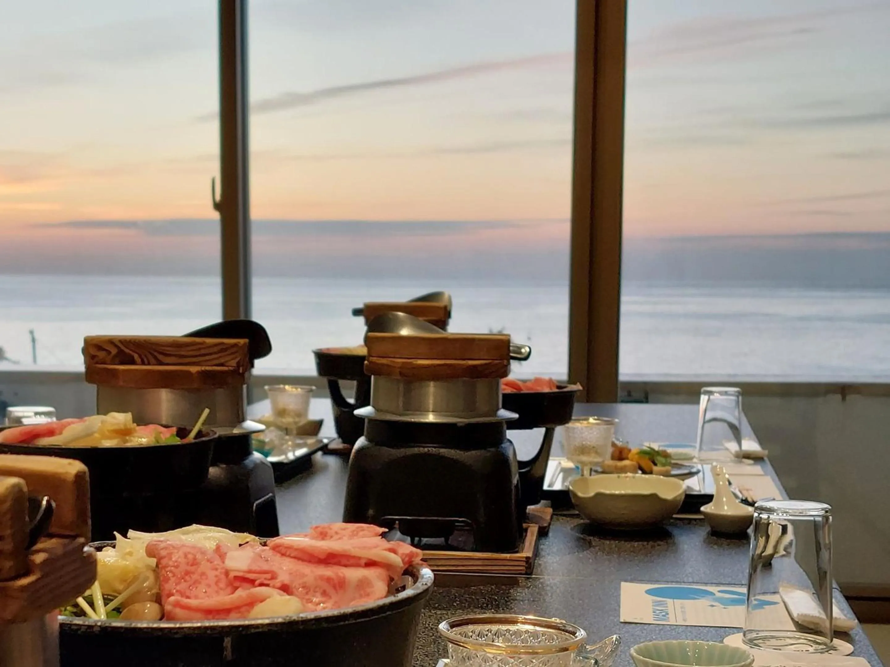 Restaurant/places to eat in Hotel Sanrakuso