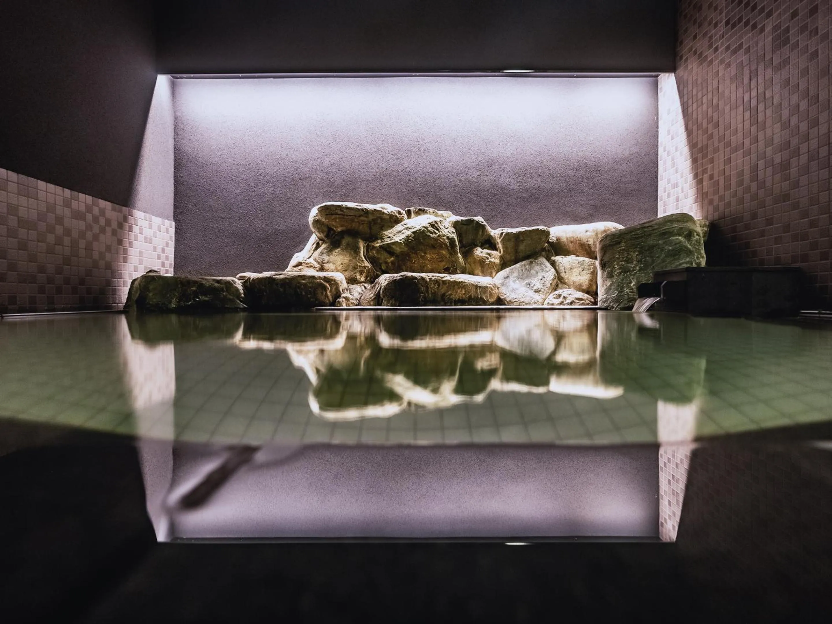 Hot Spring Bath in Hotel Sanrakuso