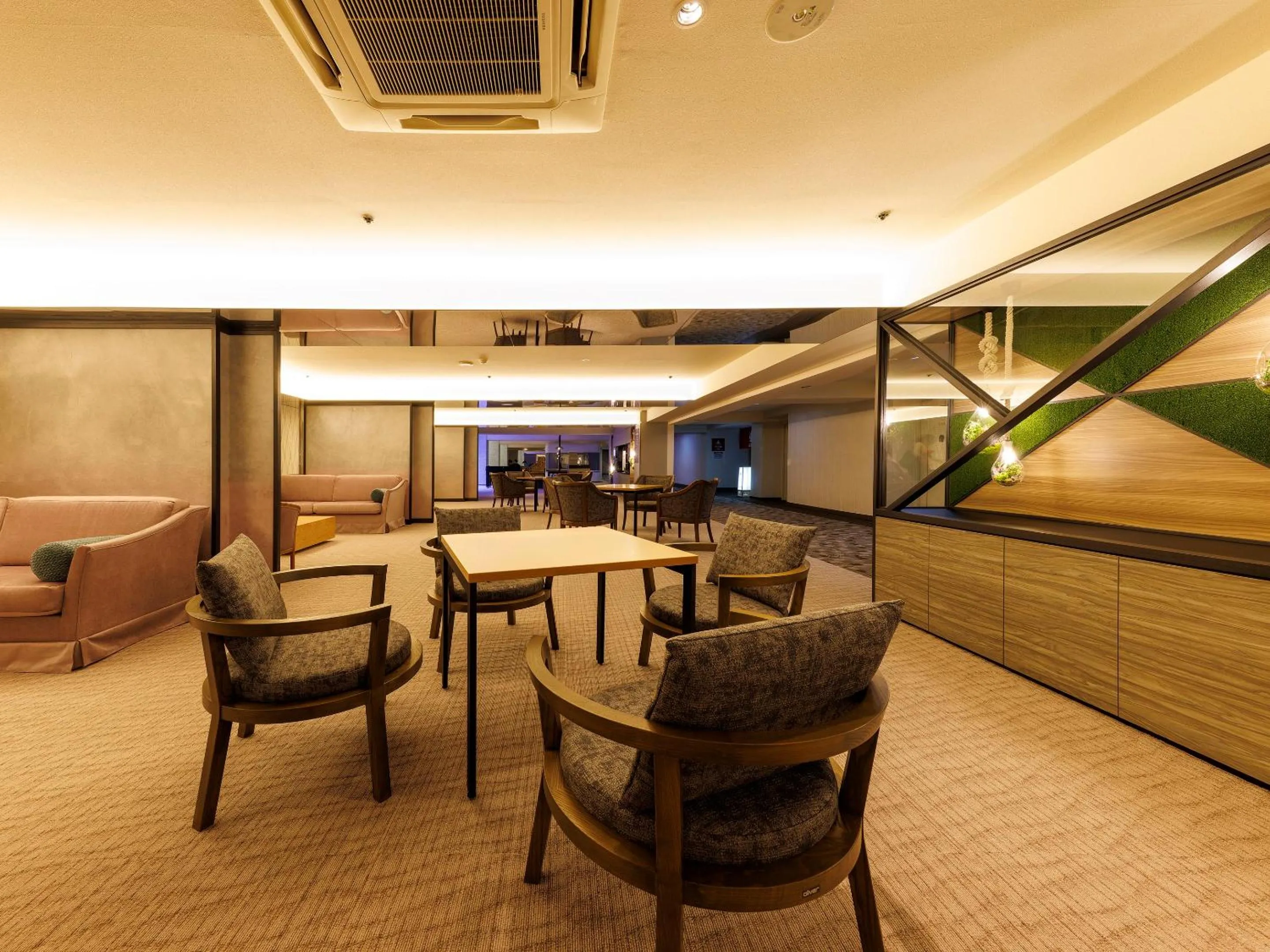 Drinks in Hotel Sanrakuso