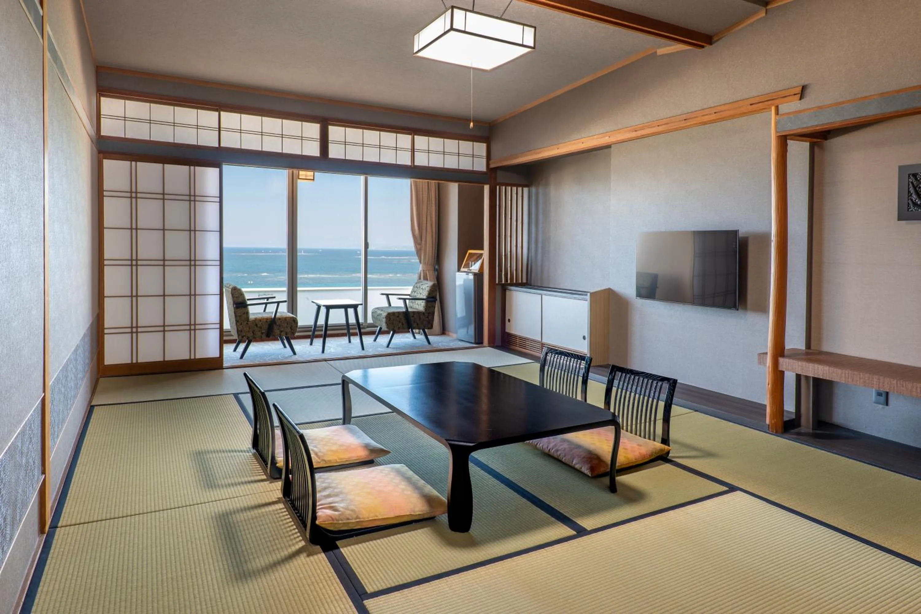 TV and multimedia in Hotel Sanrakuso