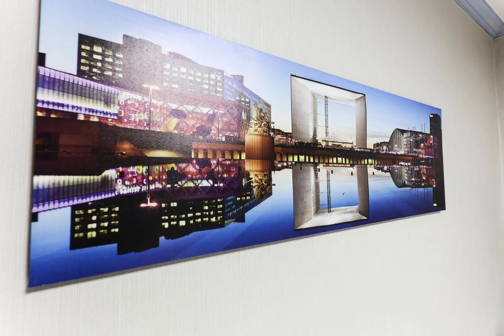 Photo of the whole room in Raemian