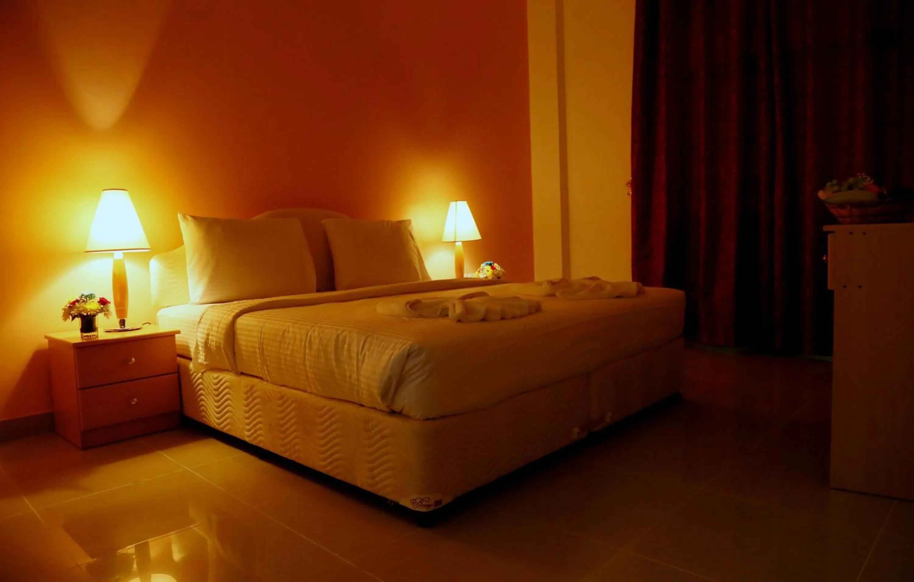 Bedroom, Bed in Atlas Hotel Apartments