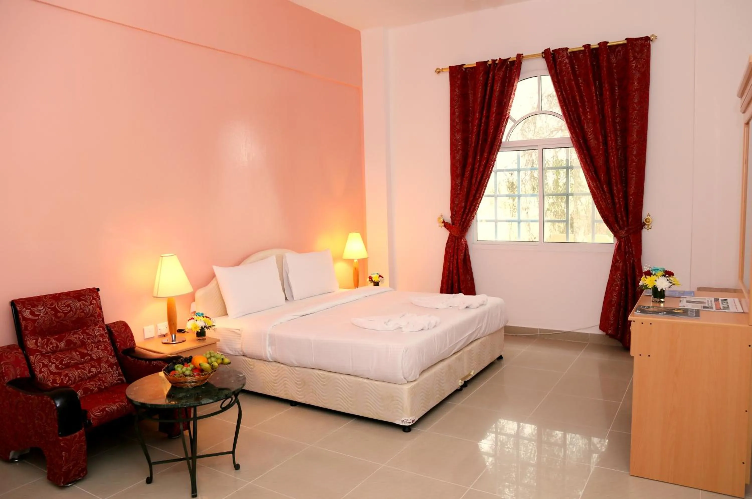 Bathroom, Bed in Atlas Hotel Apartments