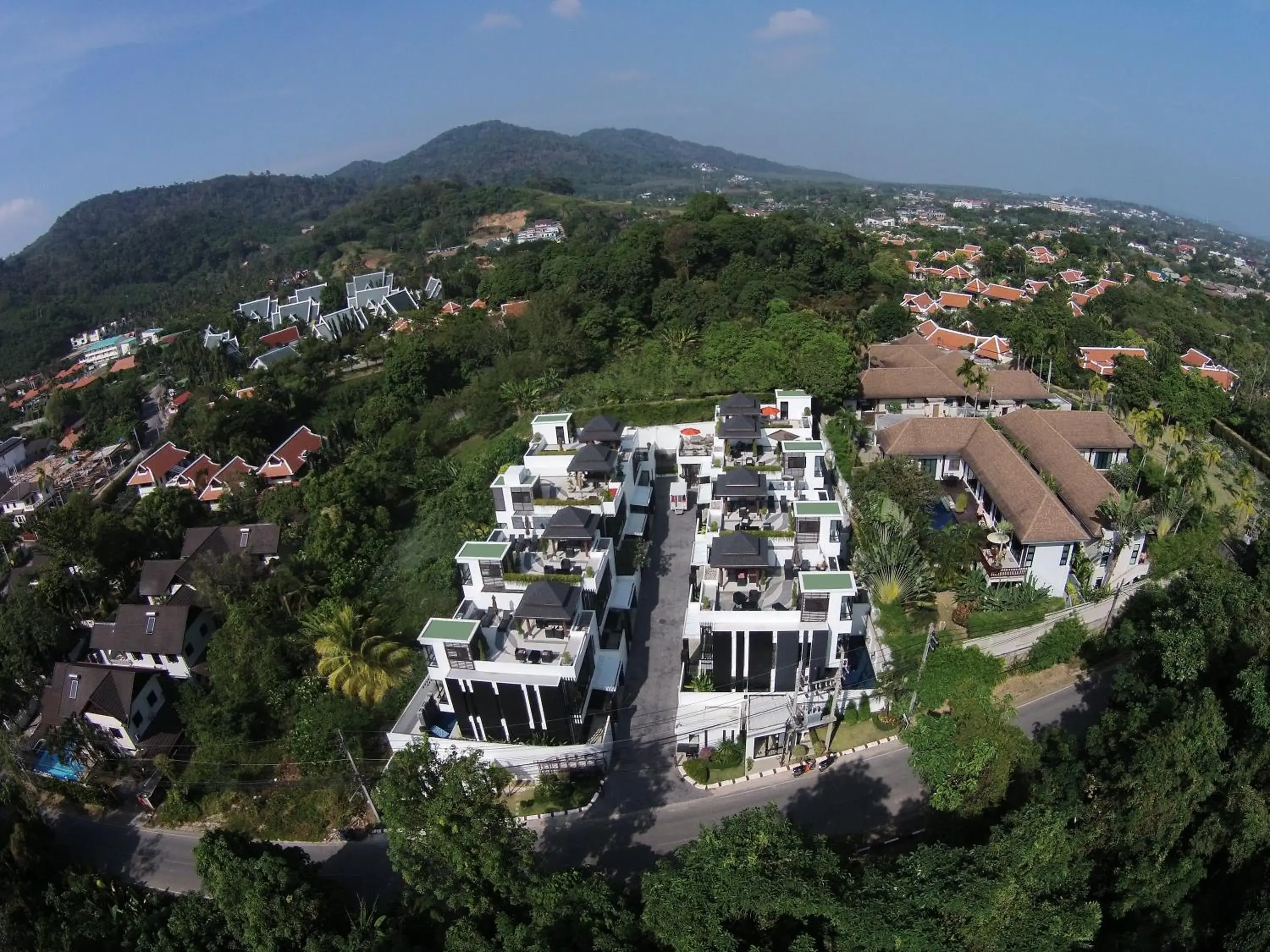 Facade/entrance in By The Lake Villas Facade/entrance in By The Lake Villas
