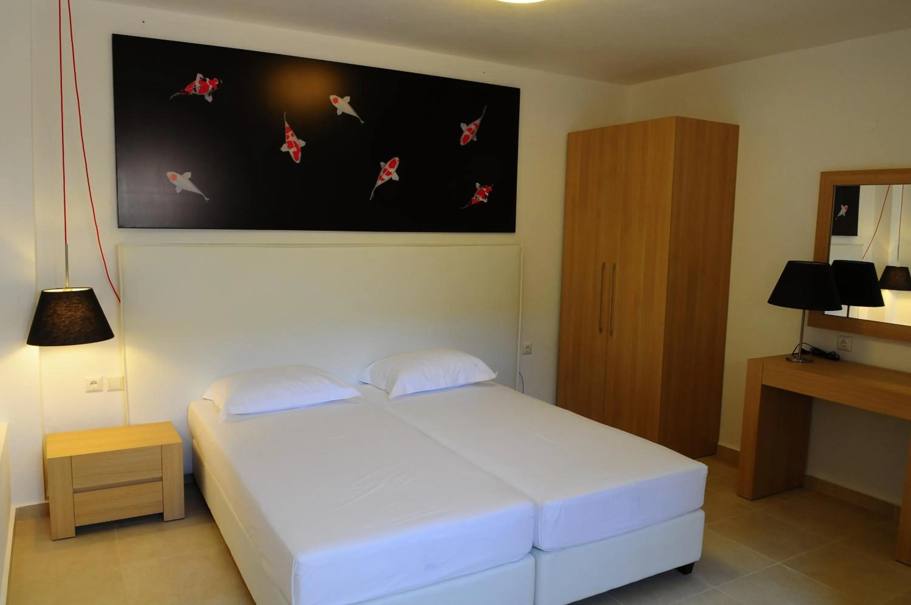 Photo of the whole room, Bed in Fillis House