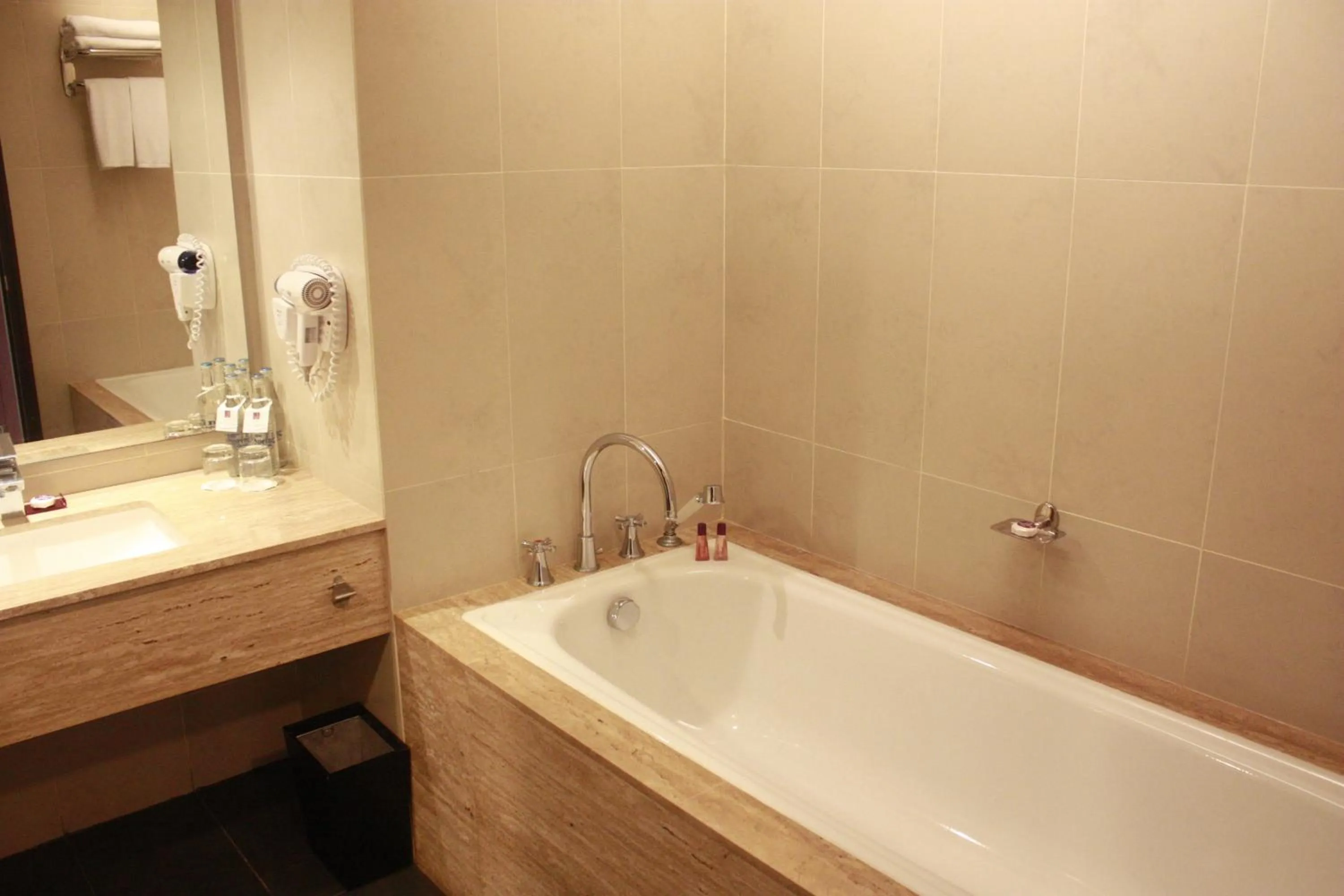 Executive Suite in Quest Hotel Kuta by ASTON