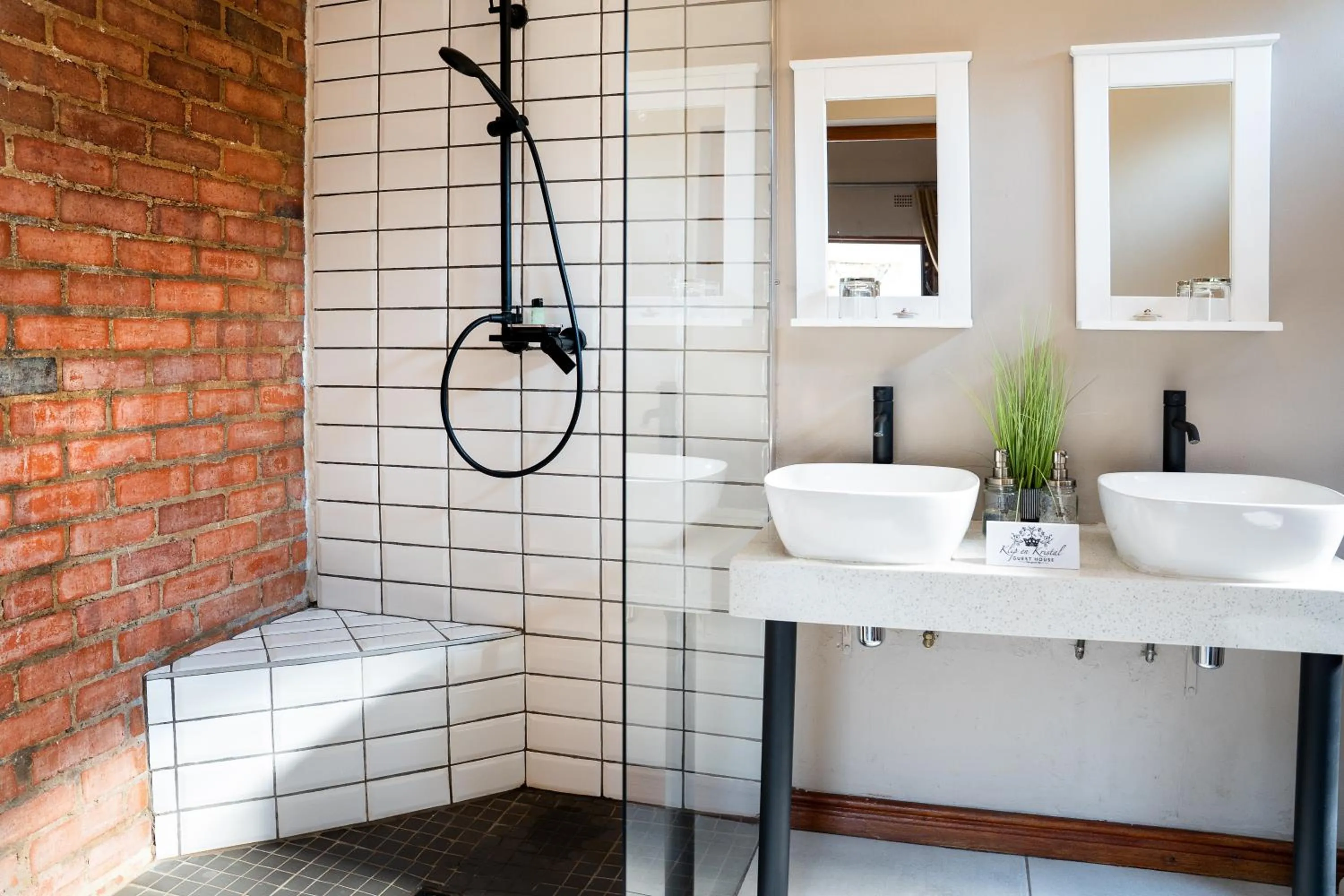 Klip en Kristal Guest House