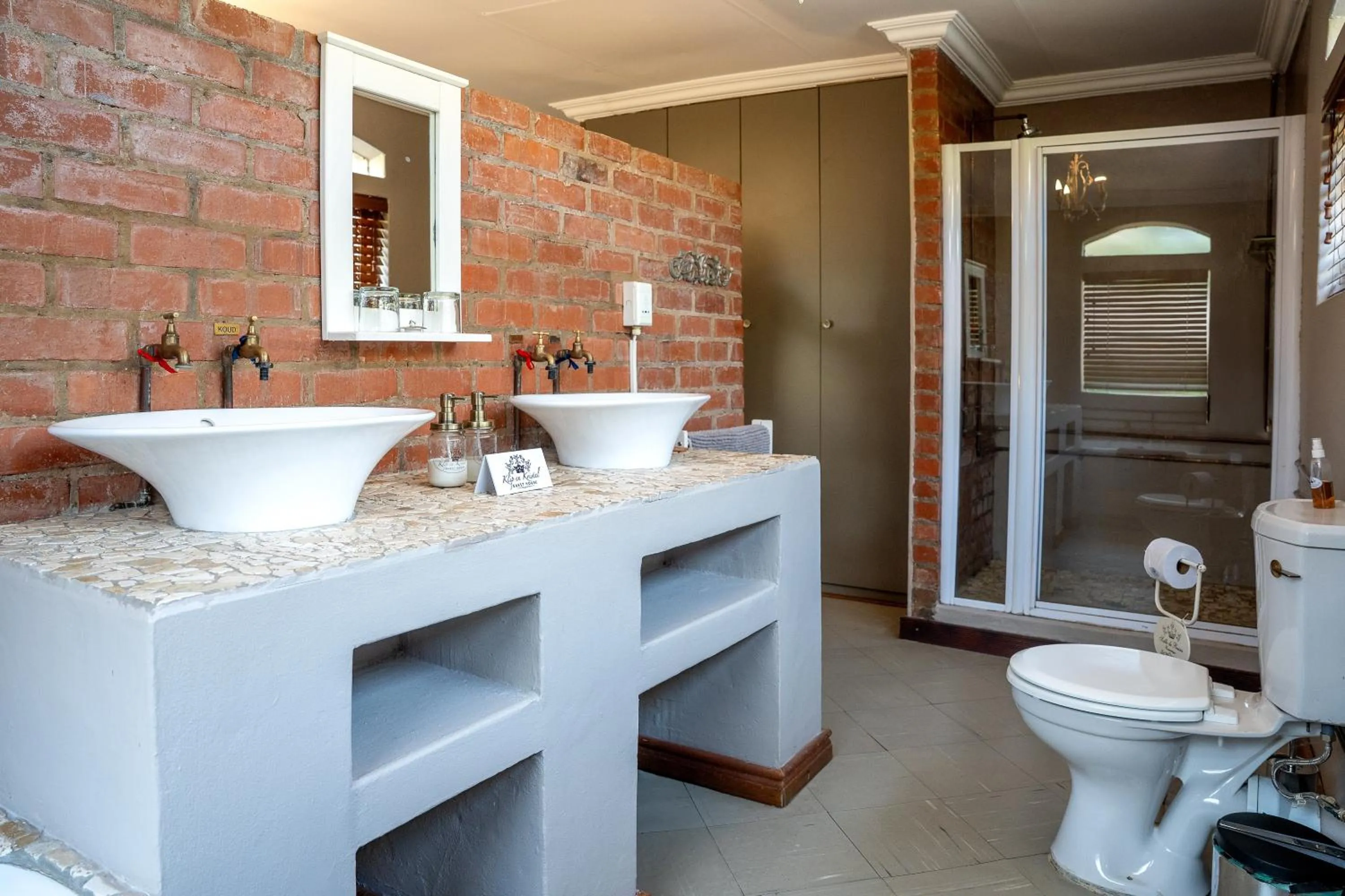 Klip en Kristal Guest House