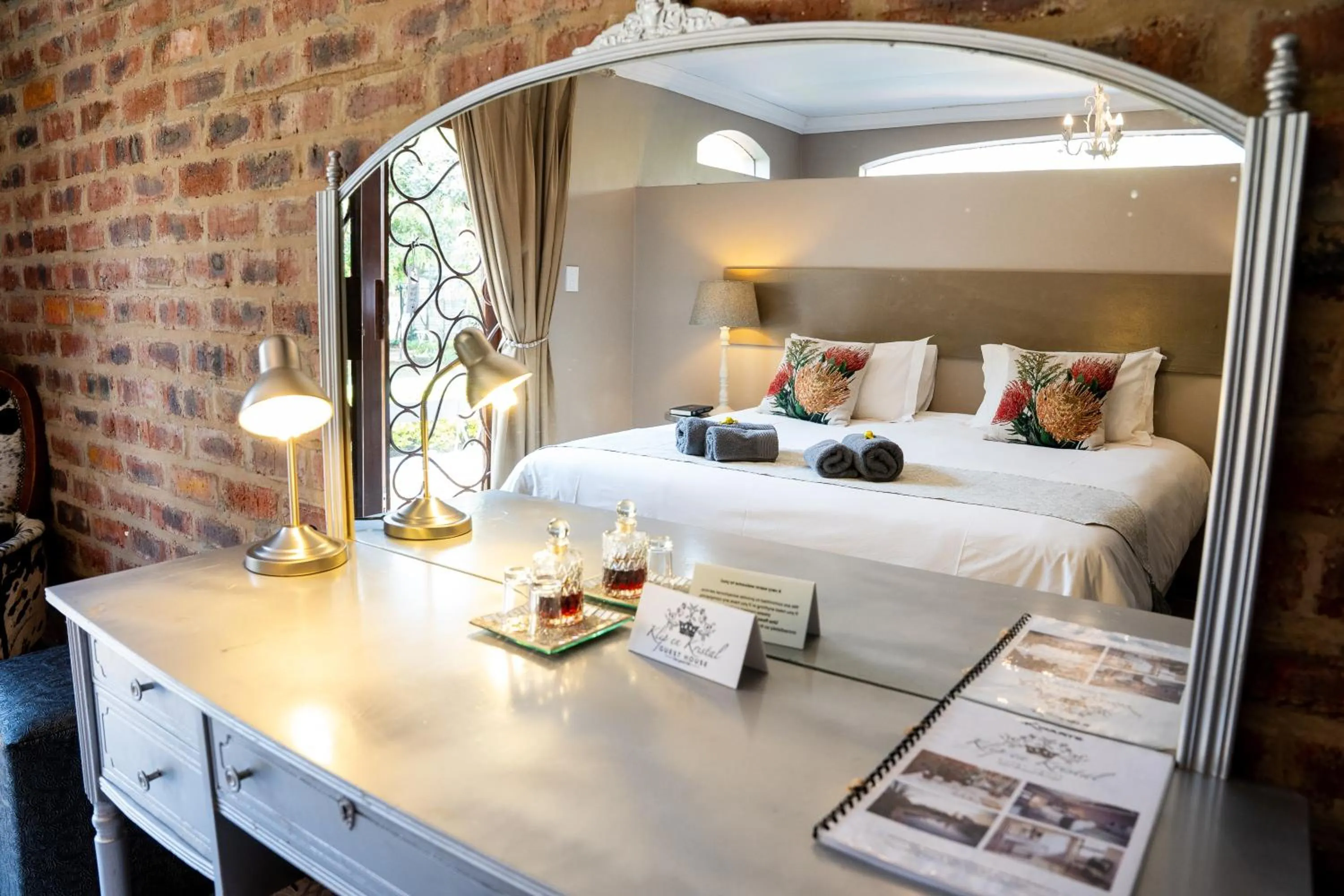 Bed in Klip en Kristal Guest House