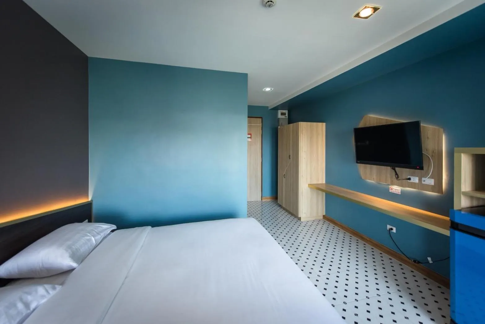 Bed in The Feeling Hotel