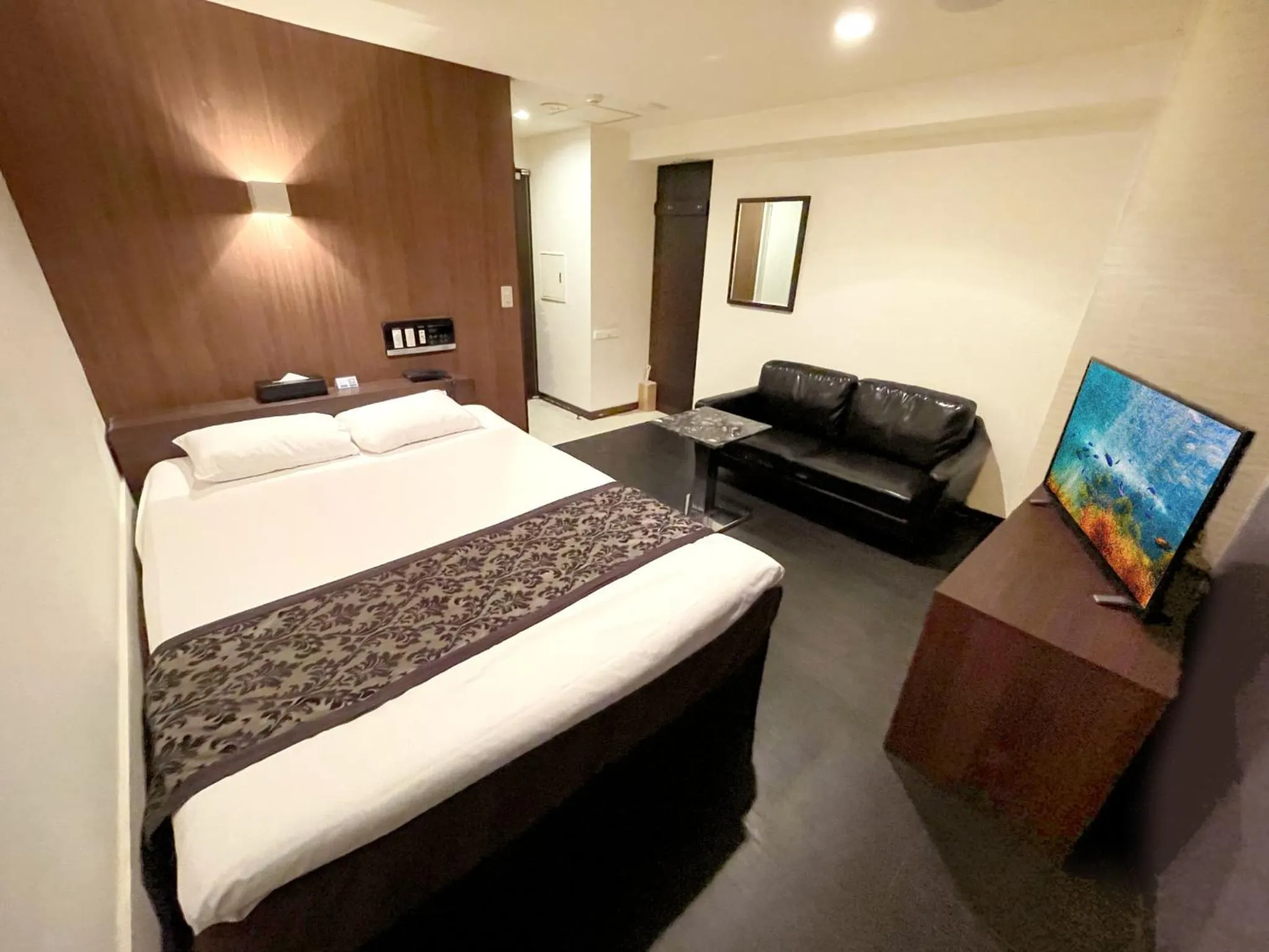 Bed in Ikebukuro Grand Hotel