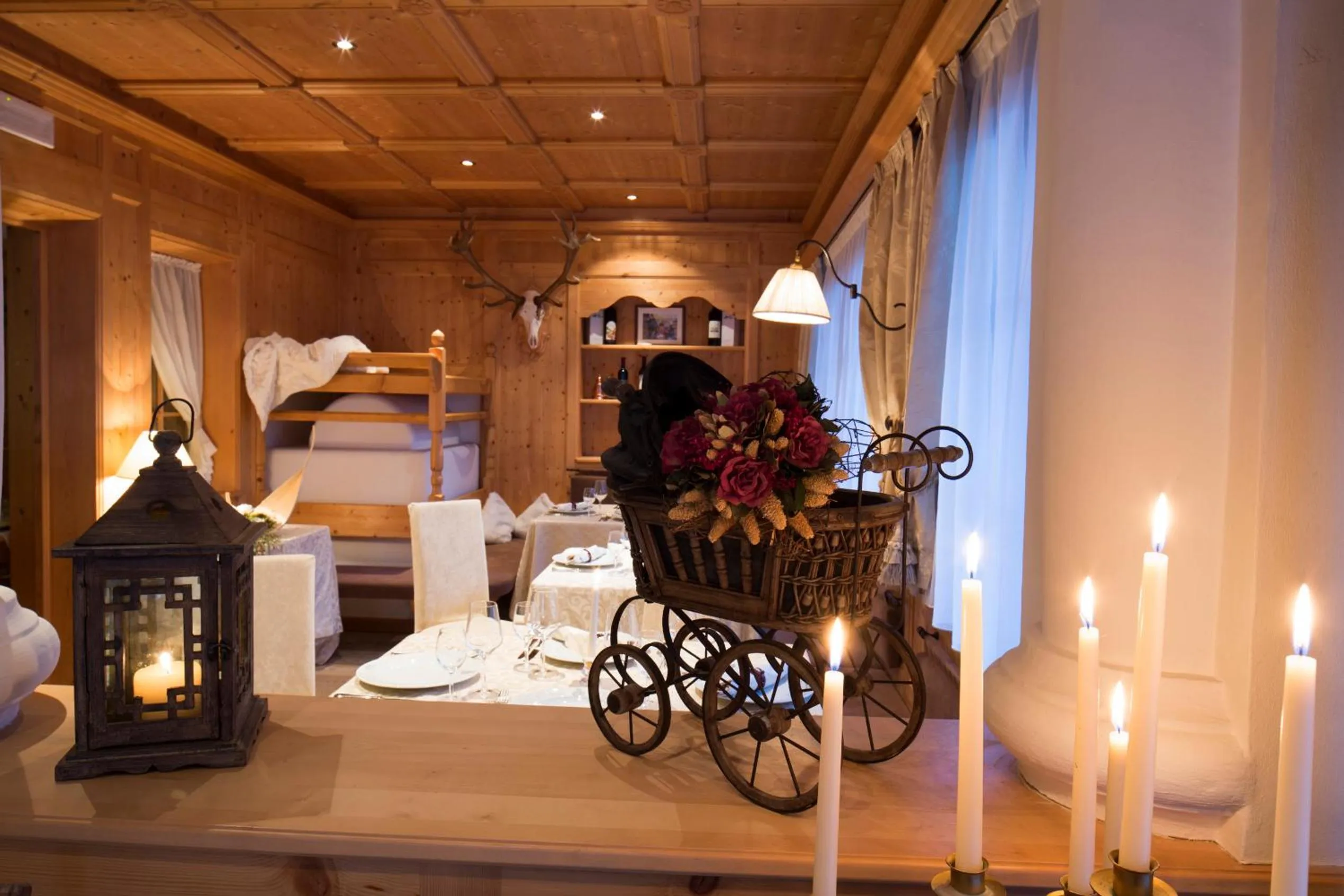 Restaurant/places to eat in Sport Hotel Majarè