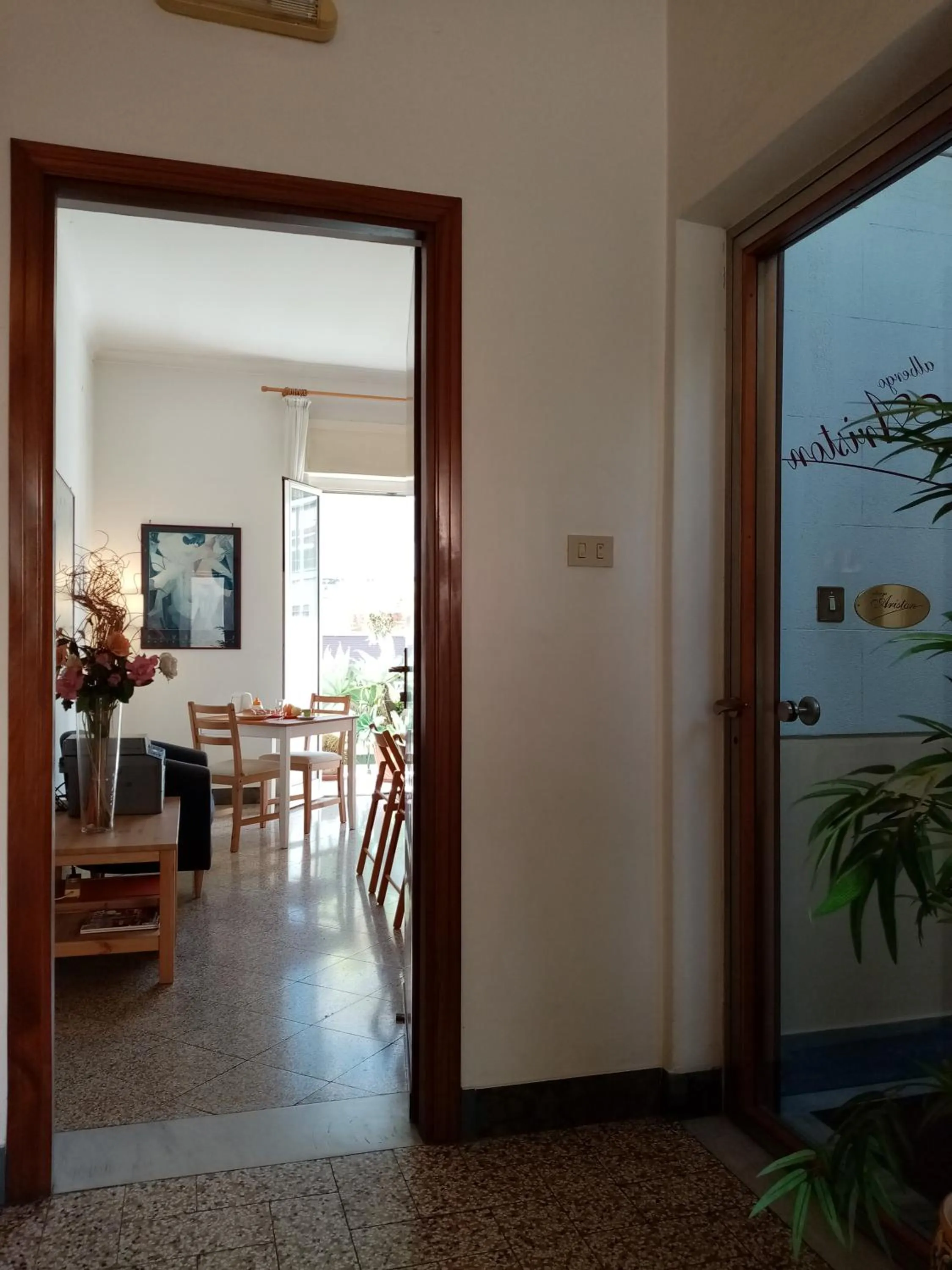 Lounge or bar in Ariston Petit Hotel