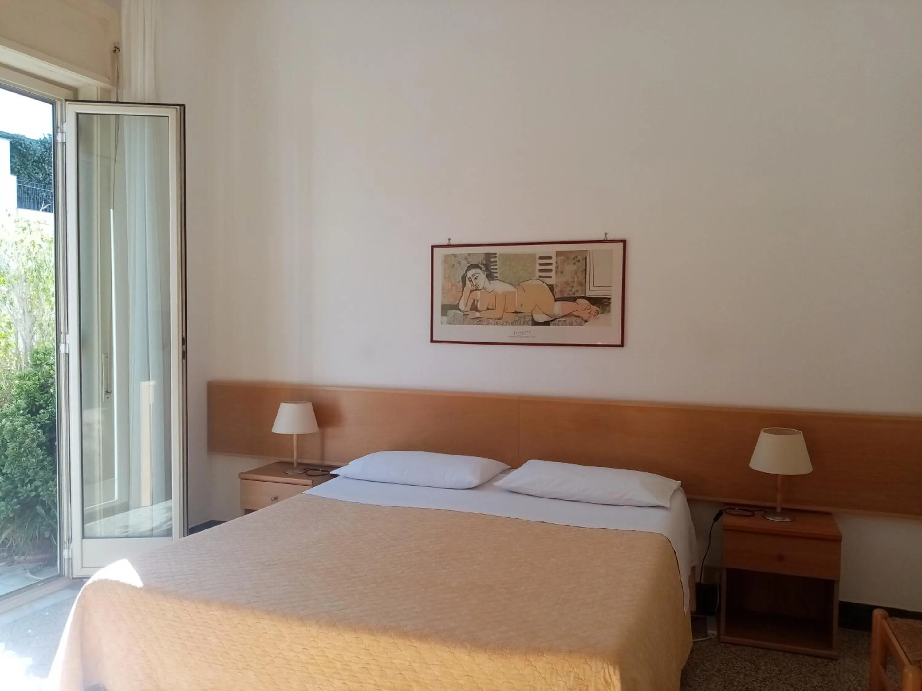 Photo of the whole room, Bed in Ariston Petit Hotel