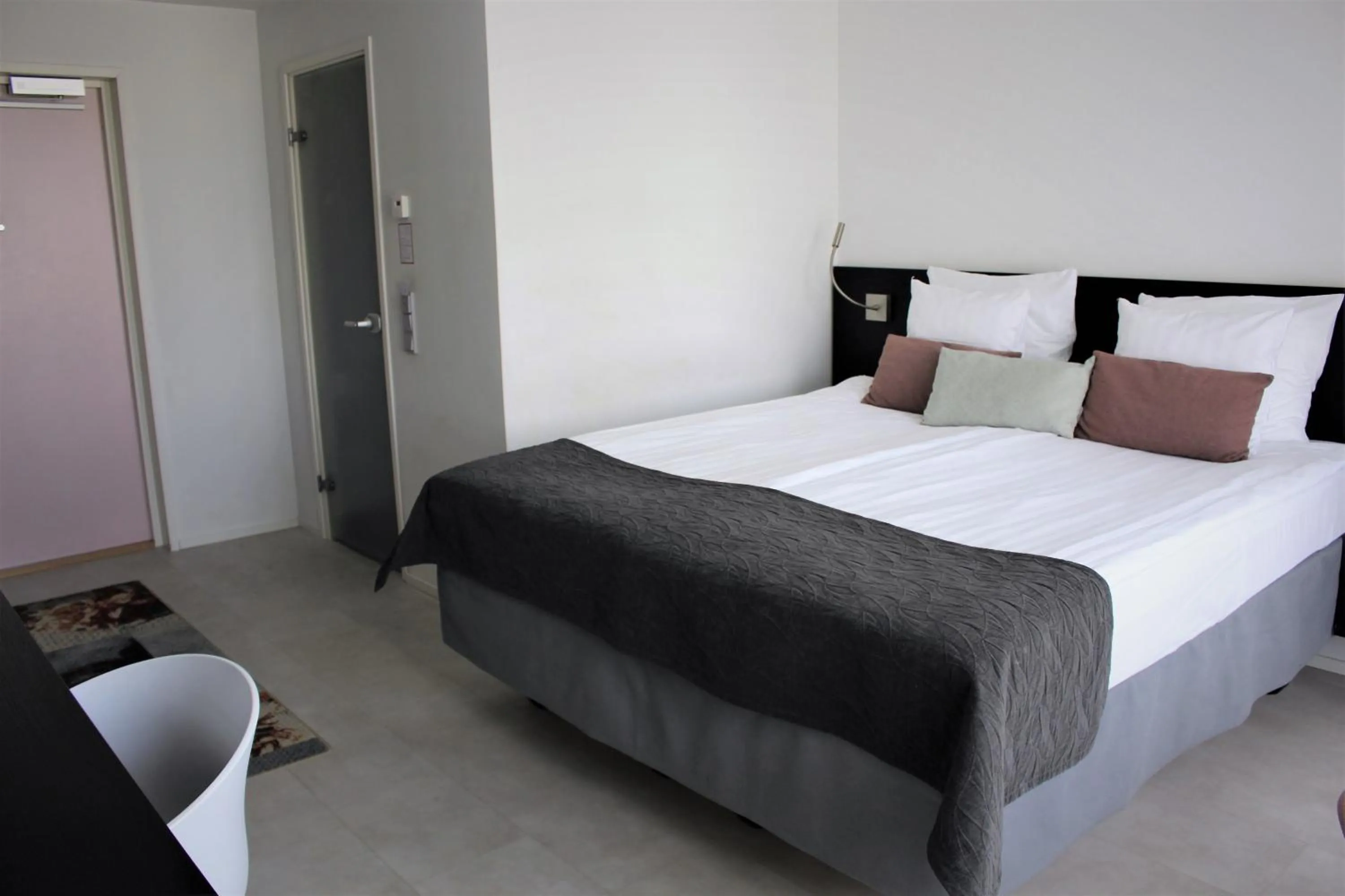 Bedroom, Bed in Original Sokos Hotel Puijonsarvi