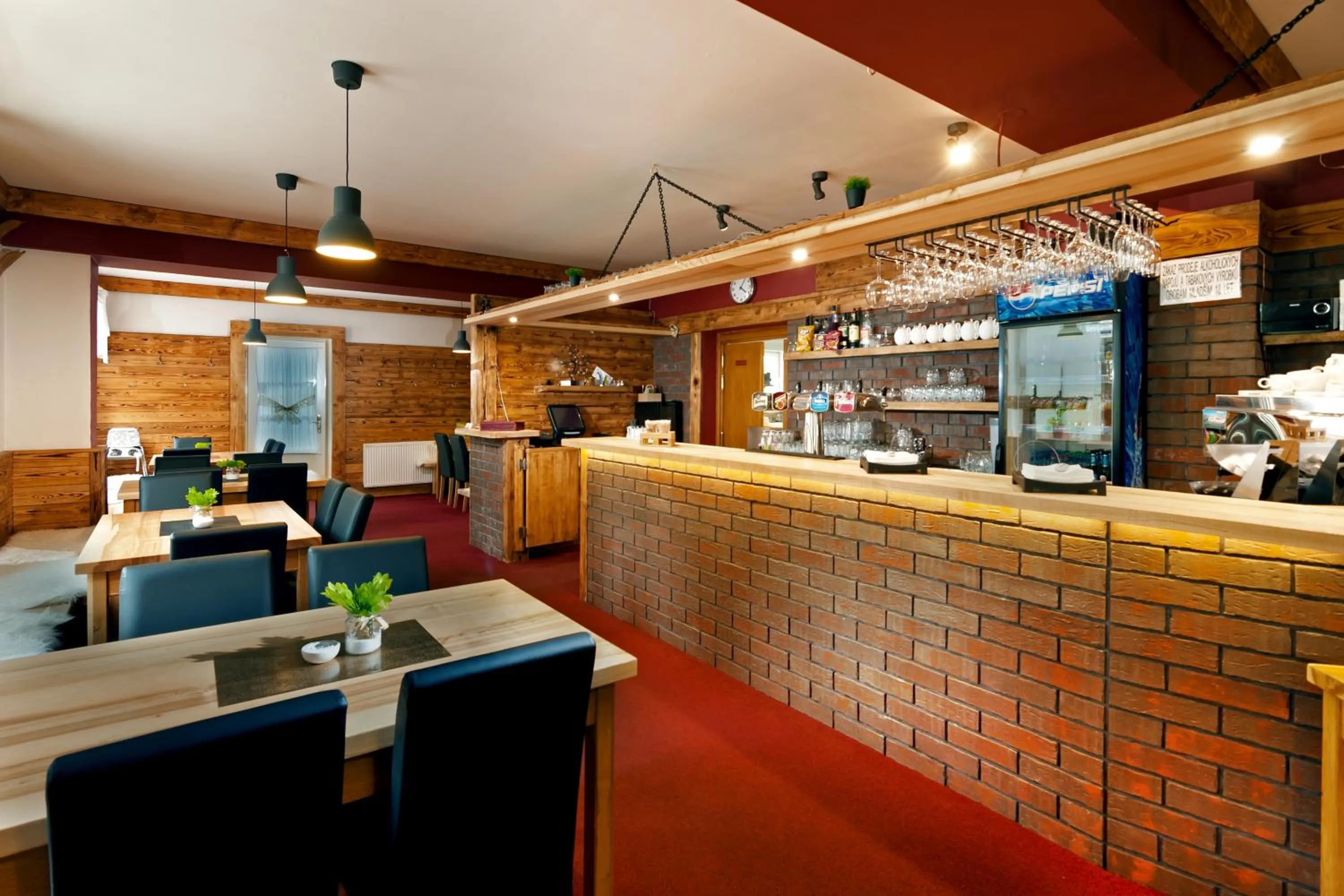 Restaurant/places to eat in Hotel Hradec